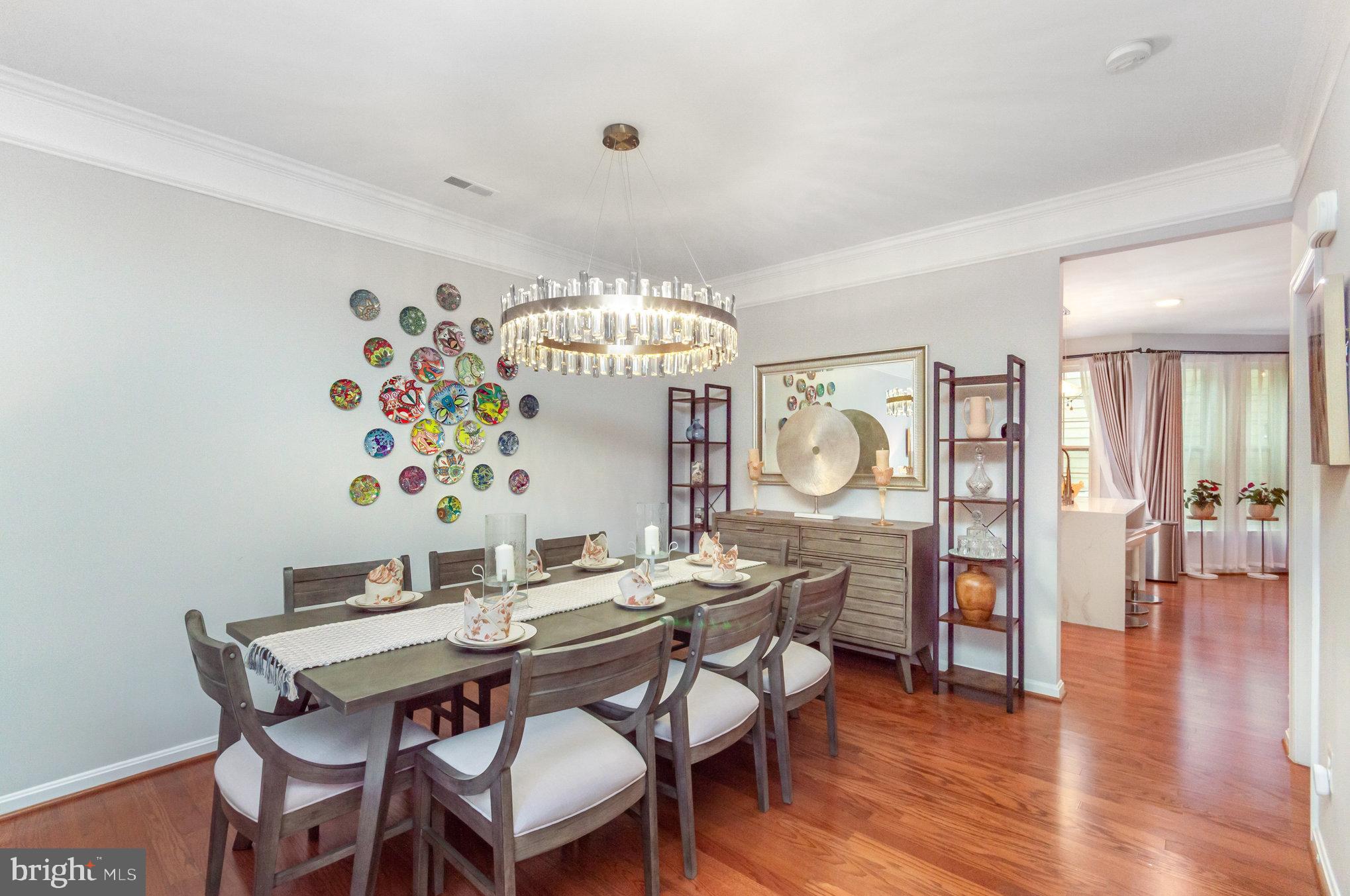 LANSDOWNE TOWN CENTER - Residential