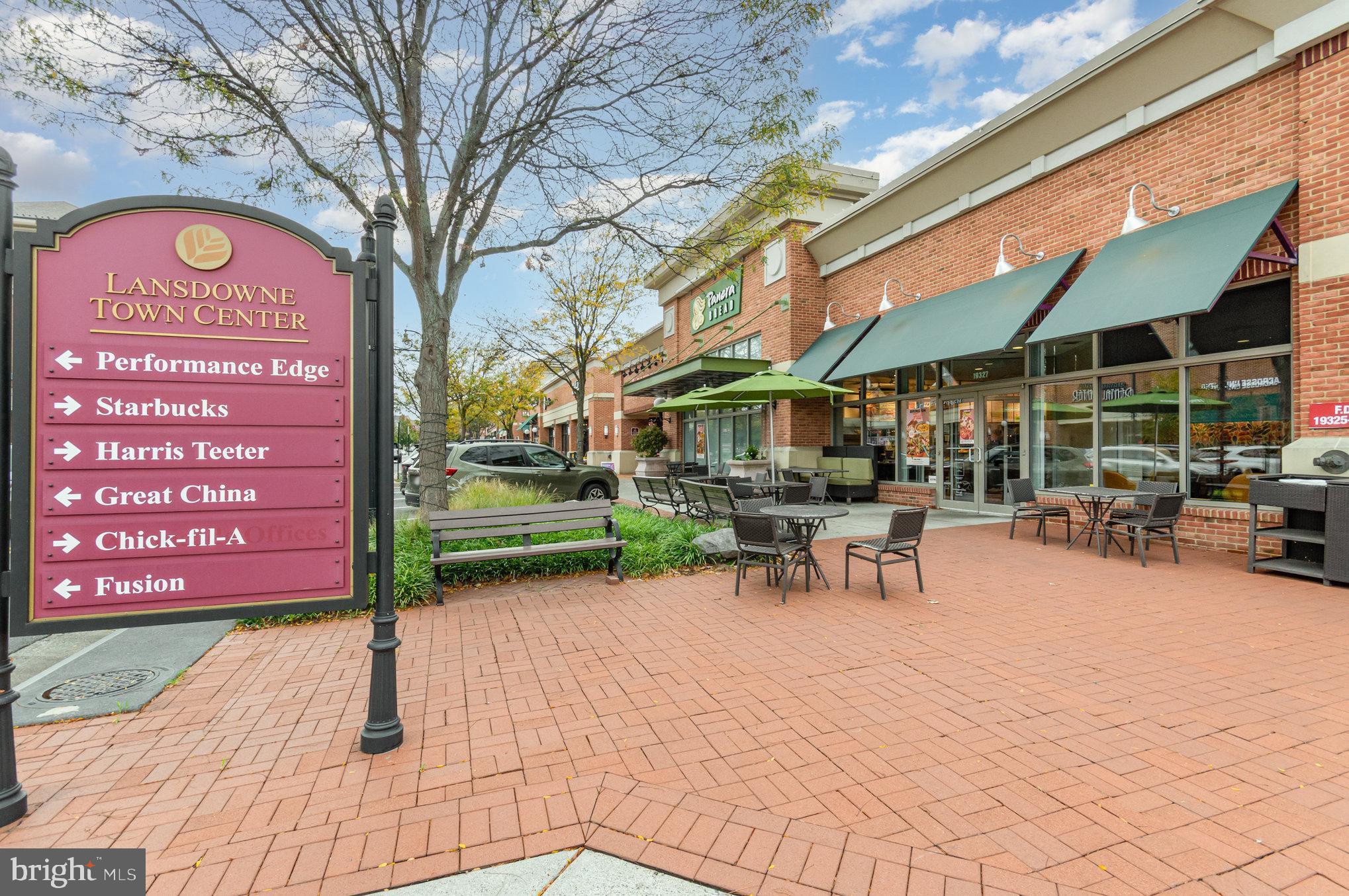 LANSDOWNE TOWN CENTER - Residential
