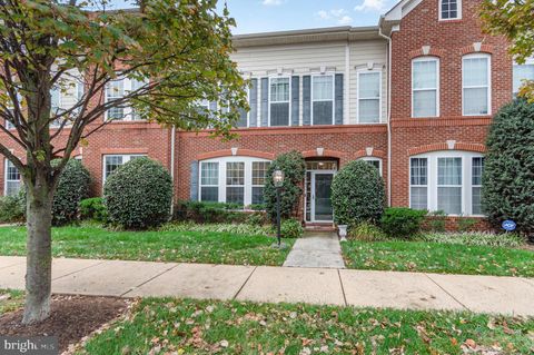 19477 PROMENADE DRIVE LEESBURG VA 20176
