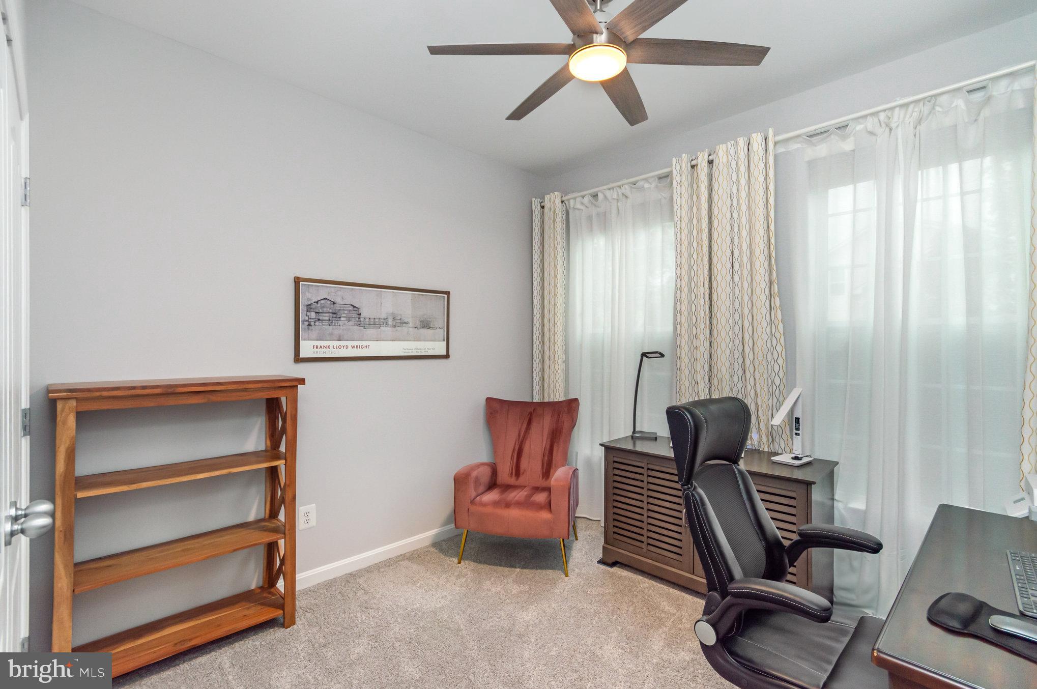 LANSDOWNE TOWN CENTER - Residential