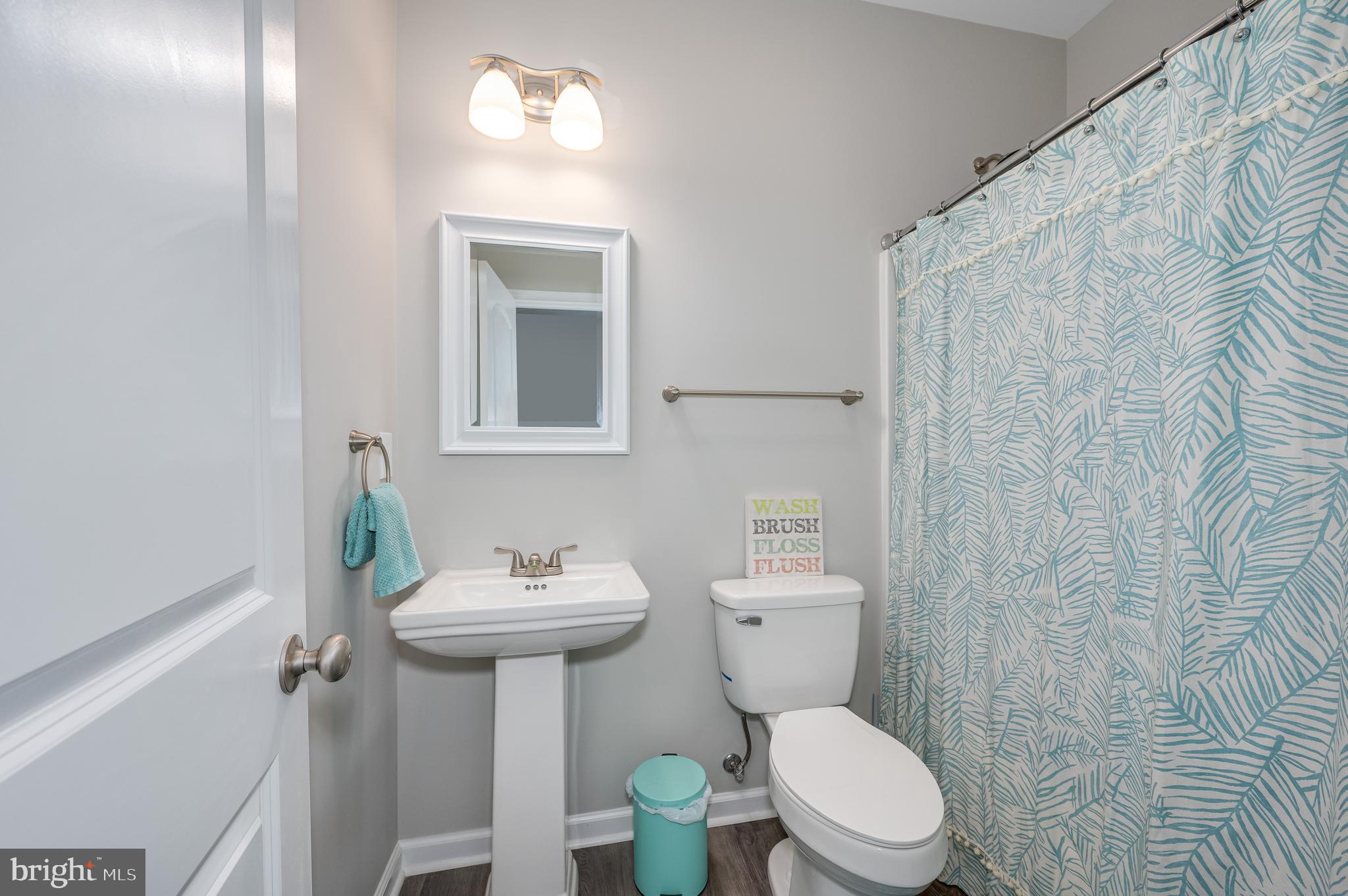 BRENTWOOD - Residential