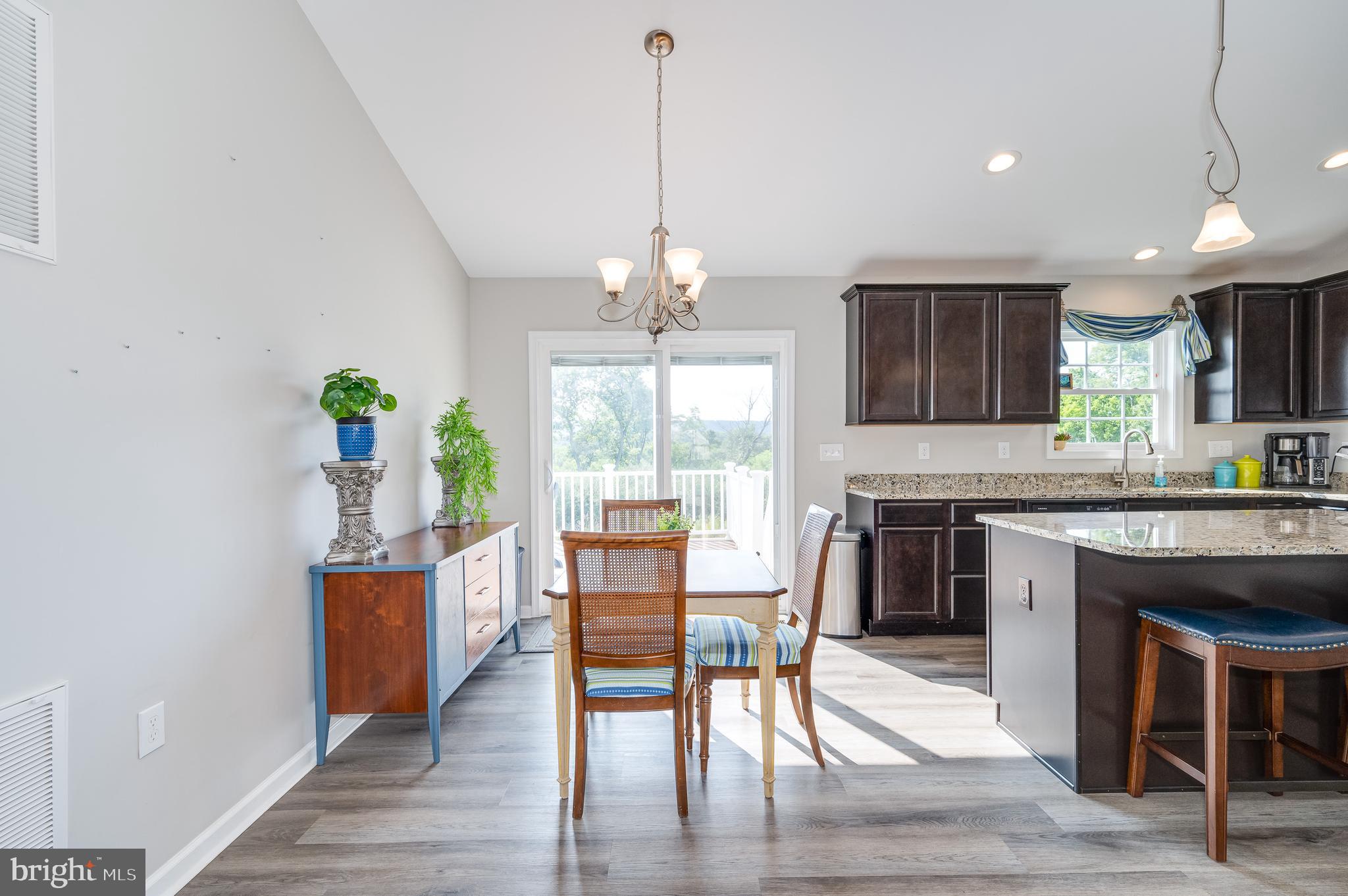 BRENTWOOD - Residential