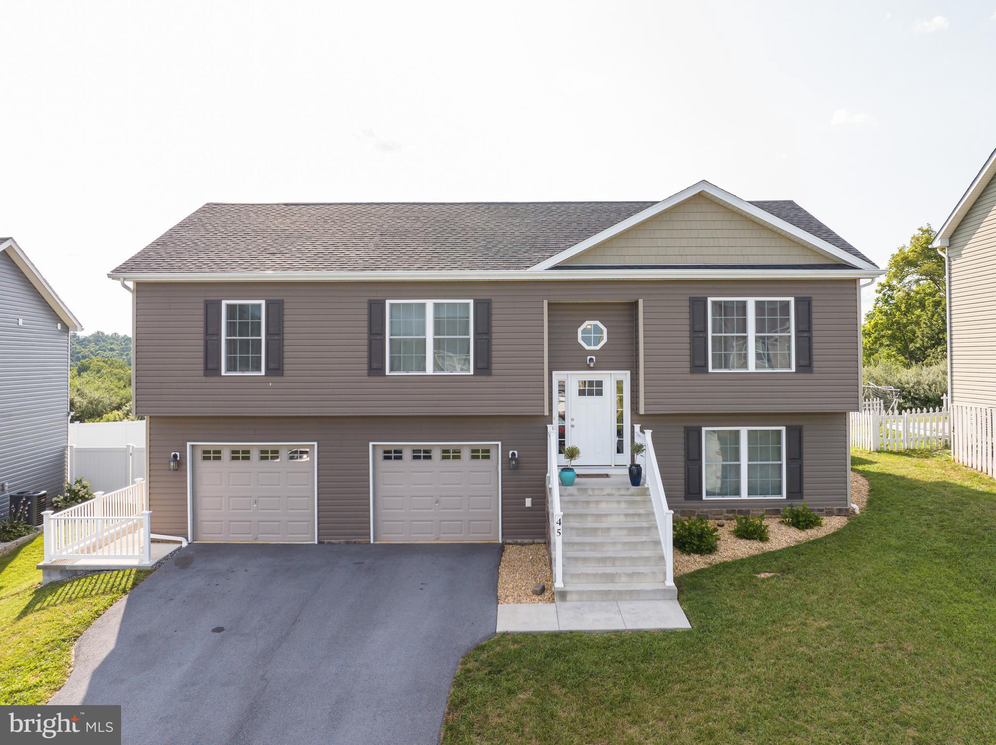 BRENTWOOD - Residential