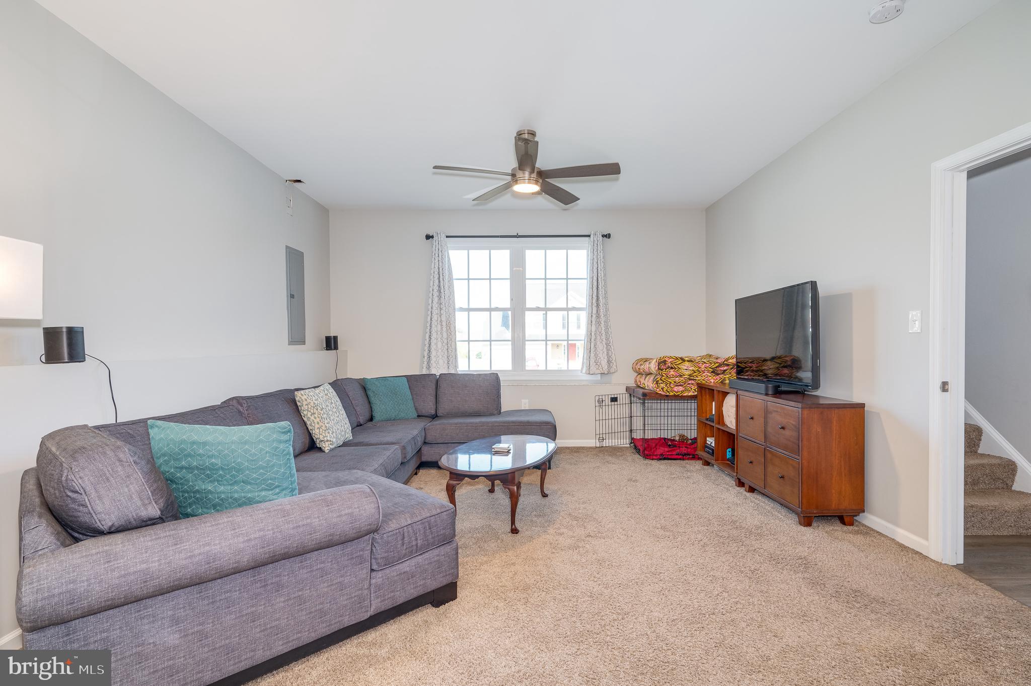 BRENTWOOD - Residential