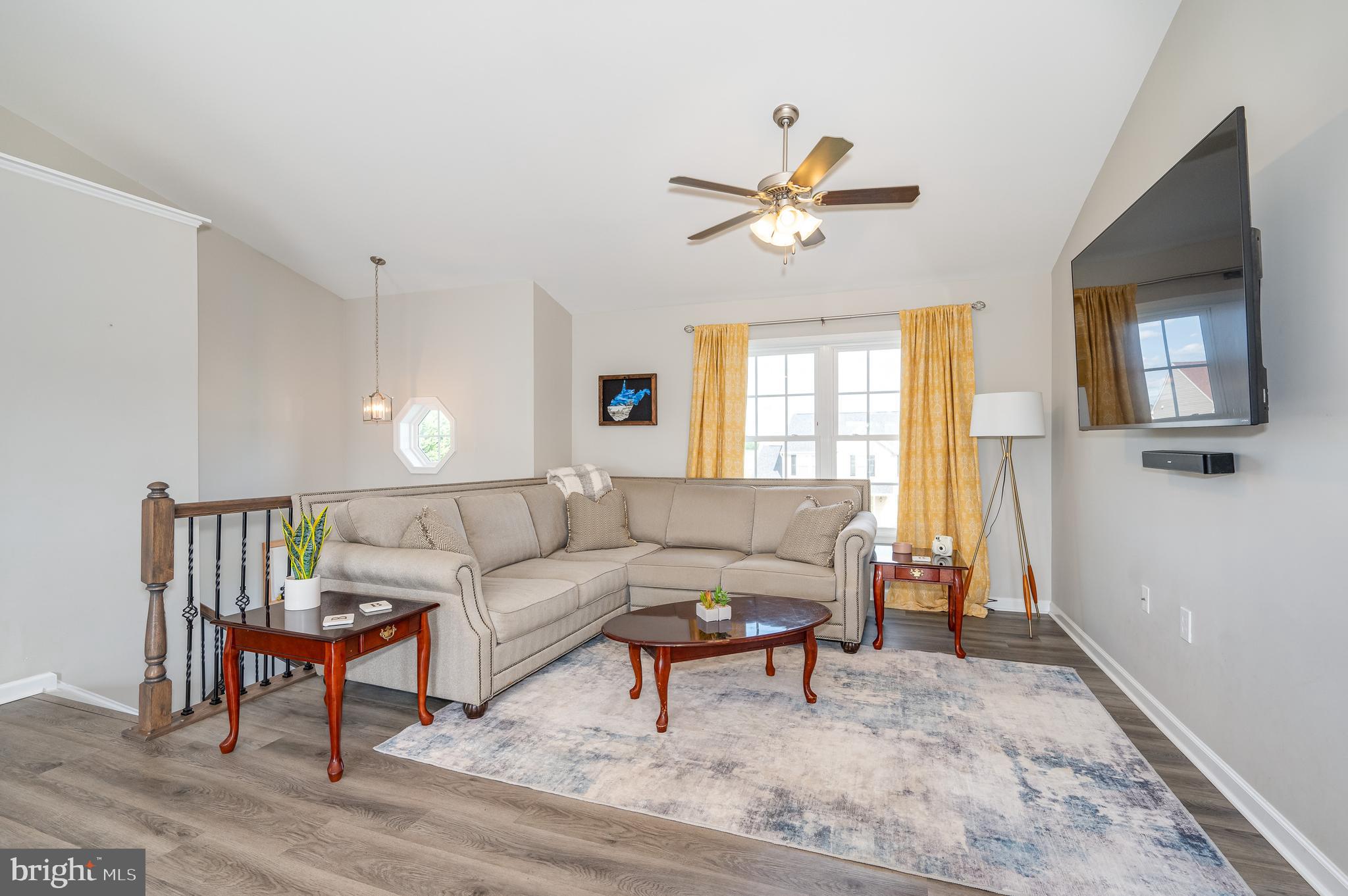 BRENTWOOD - Residential