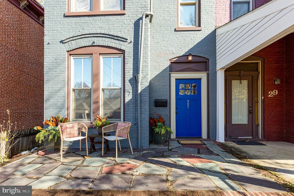 Photo of 27 S 6th Street, COLUMBIA, PA 17512 (MLS # PALA2061016)