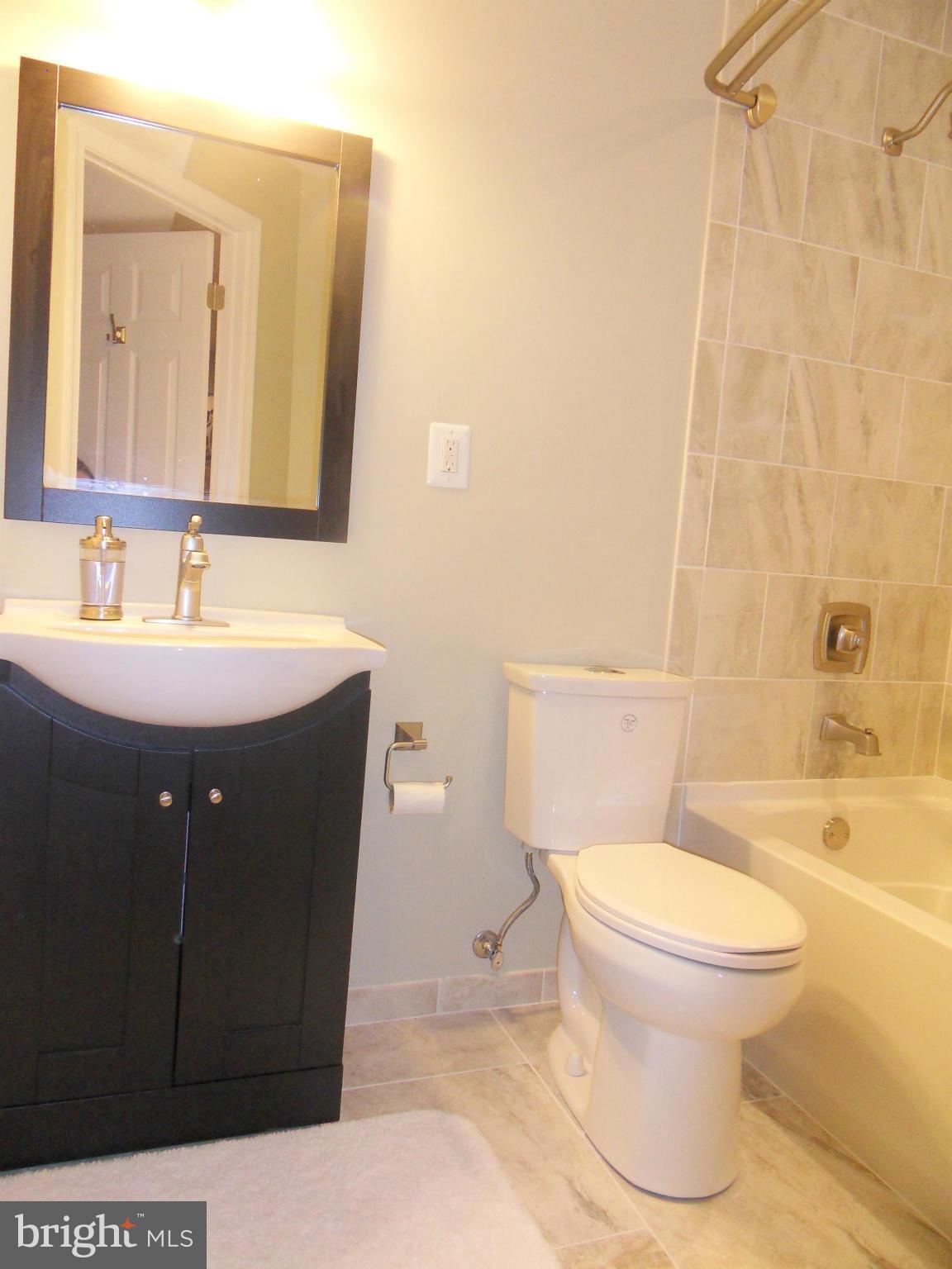 BRENTWOOD - Residential