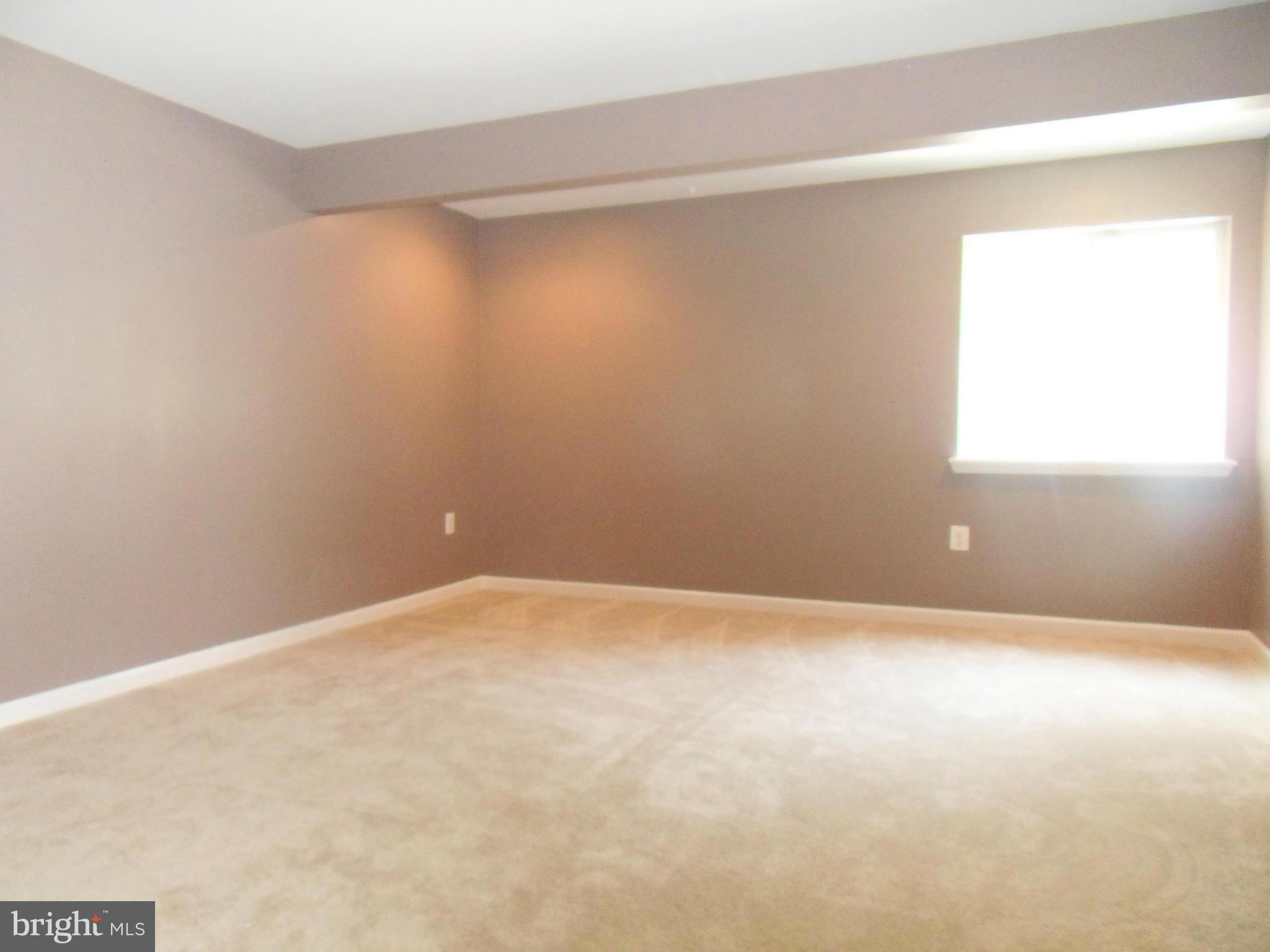 BRENTWOOD - Residential