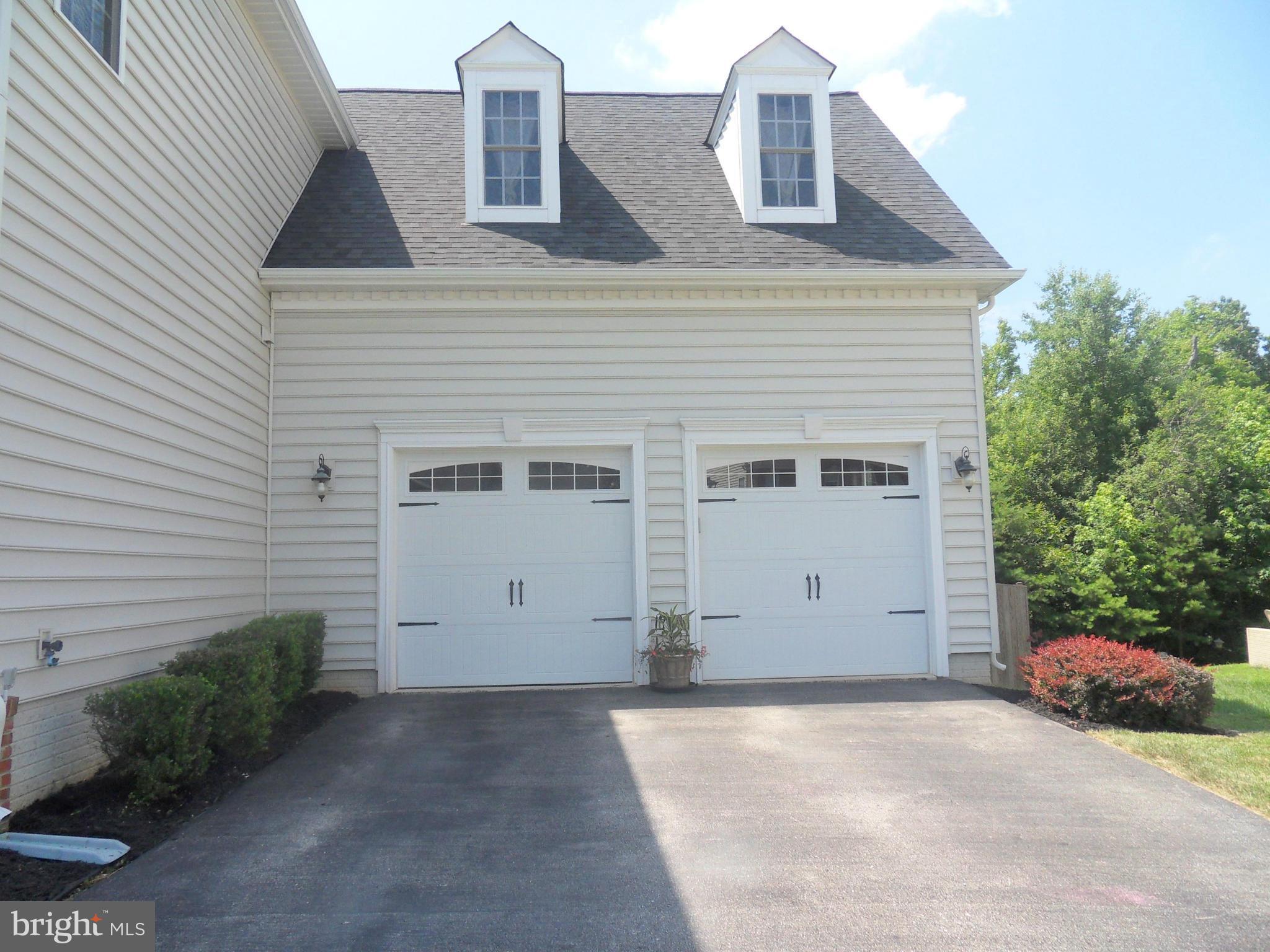 BRENTWOOD - Residential