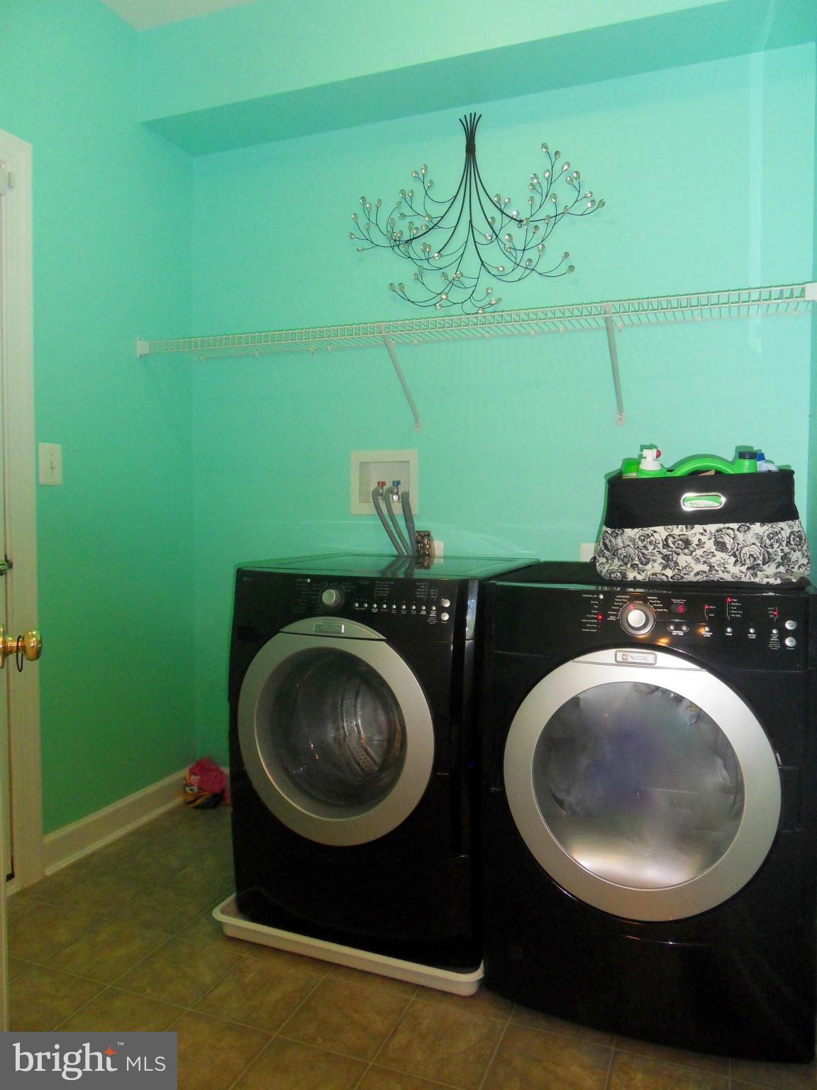 BRENTWOOD - Residential