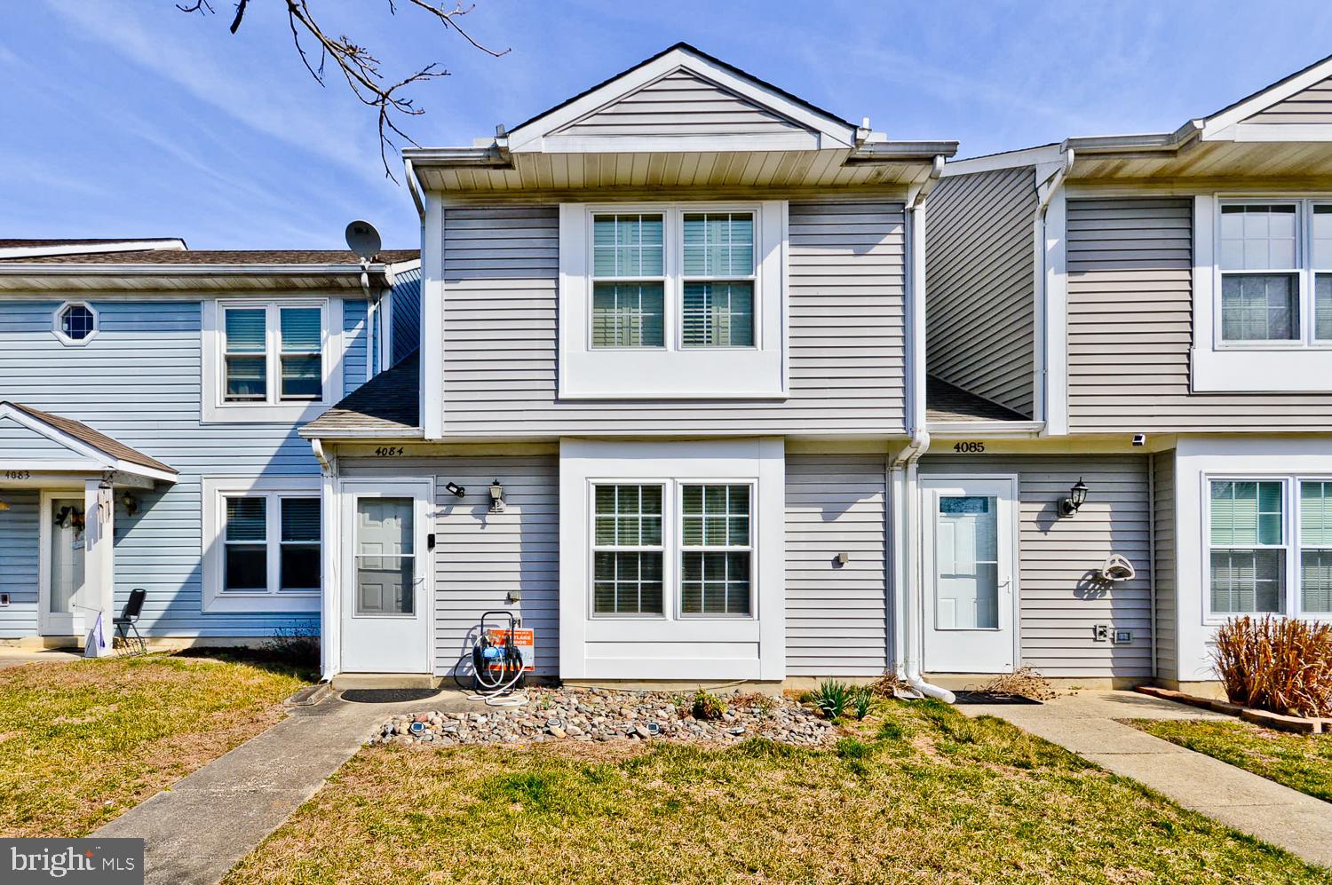 Welcome to this stunning townhouse in the heart of Waldorf, MD. Located in a desirable neighborhood, this beautiful property features 3 bedrooms and 2 and a half bathrooms, offering ample space for those looking for a comfortable and stylish home.
Step inside and be greeted by a spacious living and dining room. The fully renovated kitchen boasts new appliances and provides a functional space for preparing delicious meals. You'll also find new flooring throughout the entire house, lending a fresh and modern touch to the interior.
The bathrooms have been fully renovated to add a touch of luxury with stylish fixtures and finishes, step into the shower or relax in the bathtub. This property has a large backyard, complete with a deck and a shed. This townhouse is conveniently close to shopping and dining options, offering a variety of stores and restaurants for all your needs.
Don't miss out on the opportunity to make this stunning townhouse your new home. This is your chance to own a piece of prime real estate in Waldorf, MD – act now before it's too late!
!!! OPEN HOUSE March 2, 2024, 12 pm - to 2 pm!!!