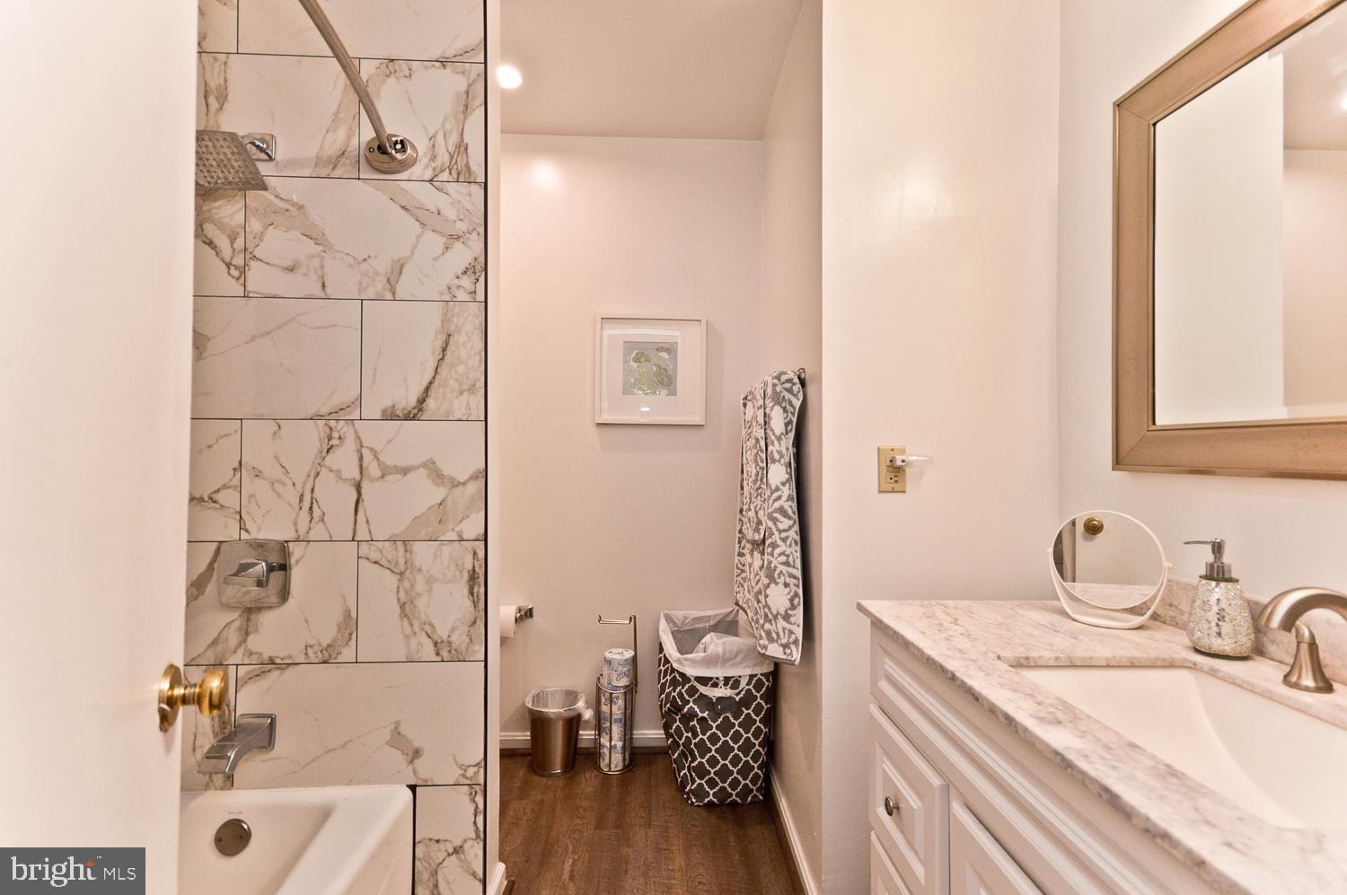 LANCASTER / WESTLAKE VILLAGE - Residential