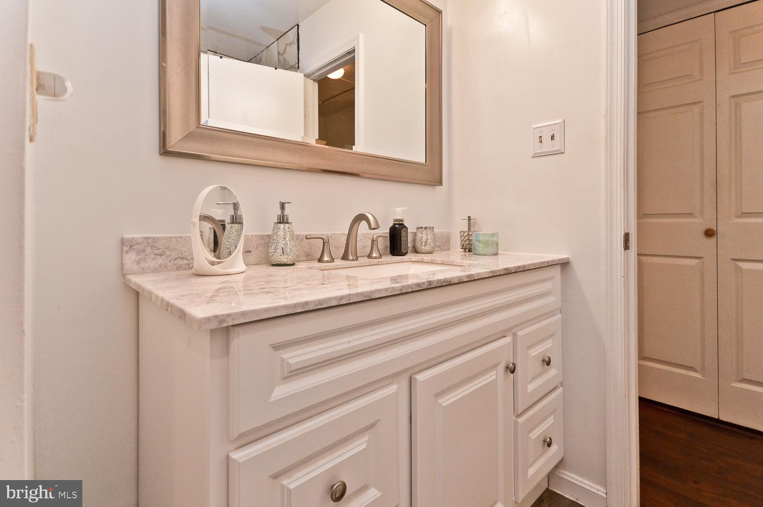 LANCASTER / WESTLAKE VILLAGE - Residential