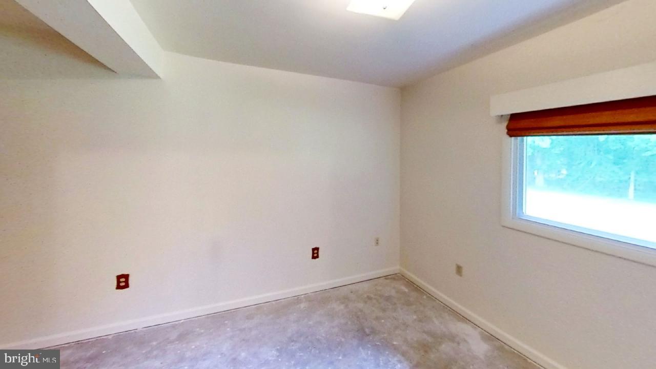 ROLLING ACRES - Residential