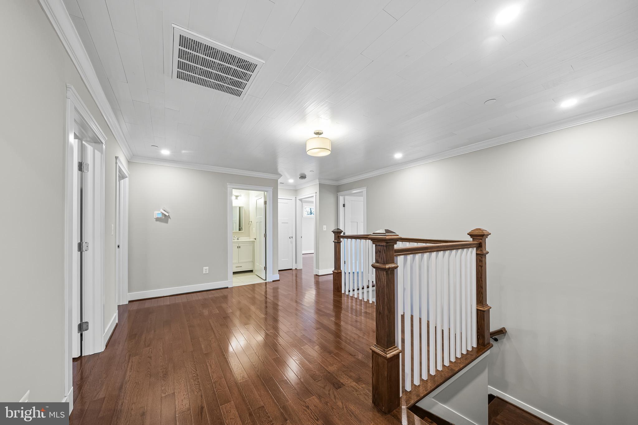 CAERNARVON WOODS - Residential