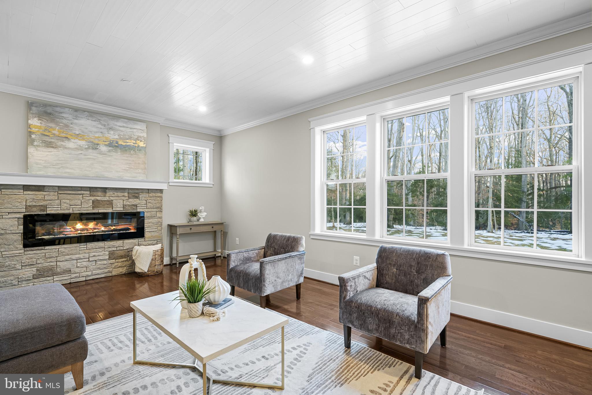 CAERNARVON WOODS - Residential