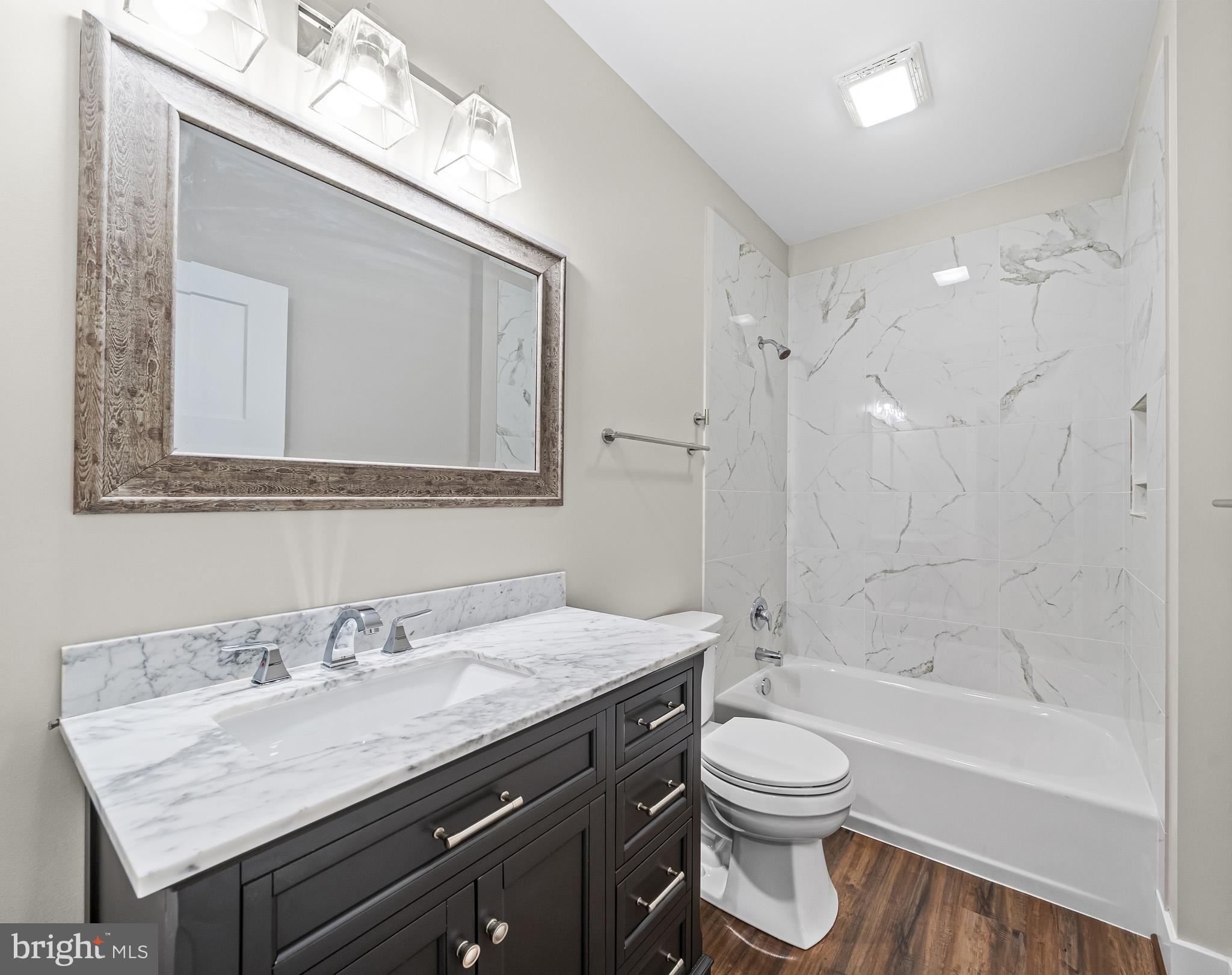 CAERNARVON WOODS - Residential