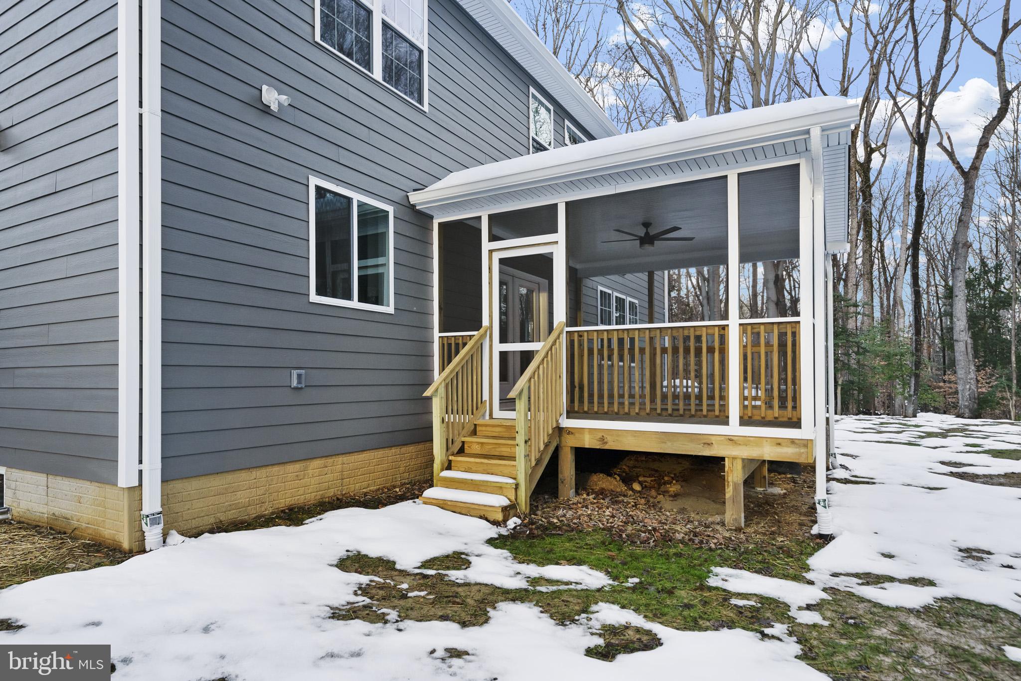 CAERNARVON WOODS - Residential