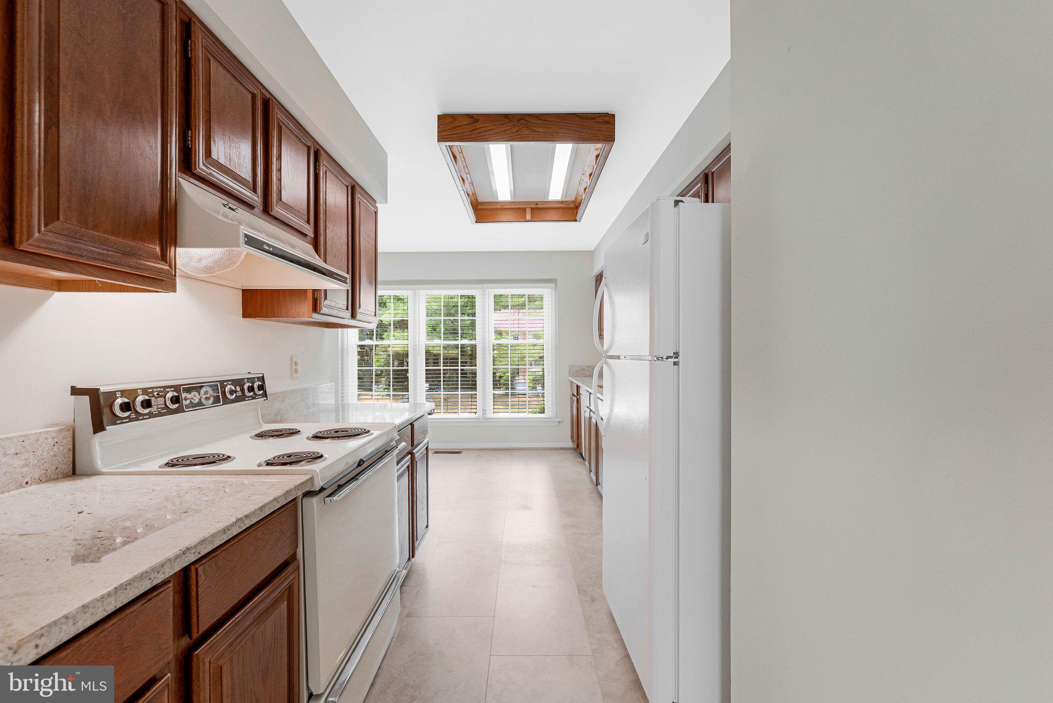 COUNTRY CREEK - Residential