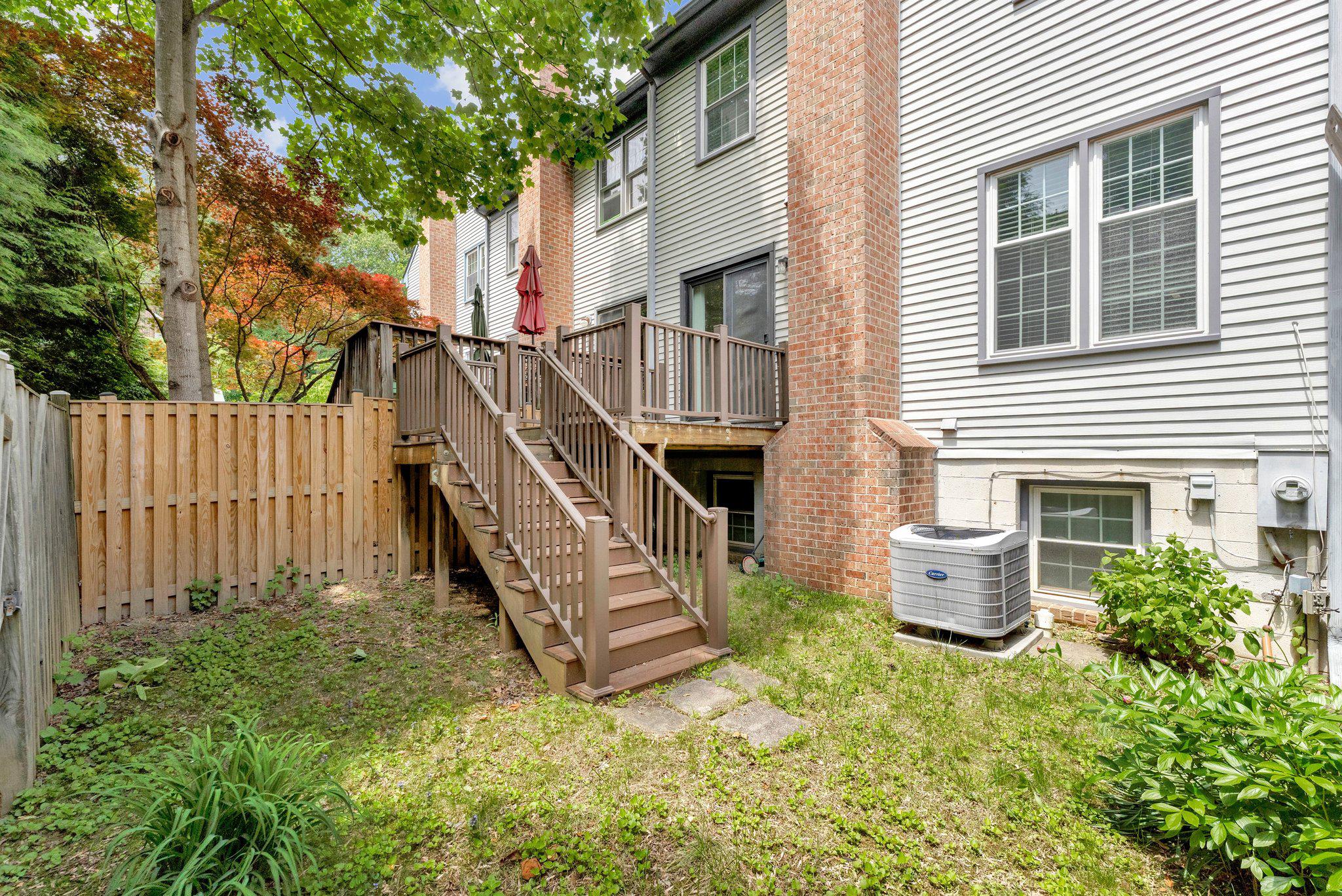 COUNTRY CREEK - Residential