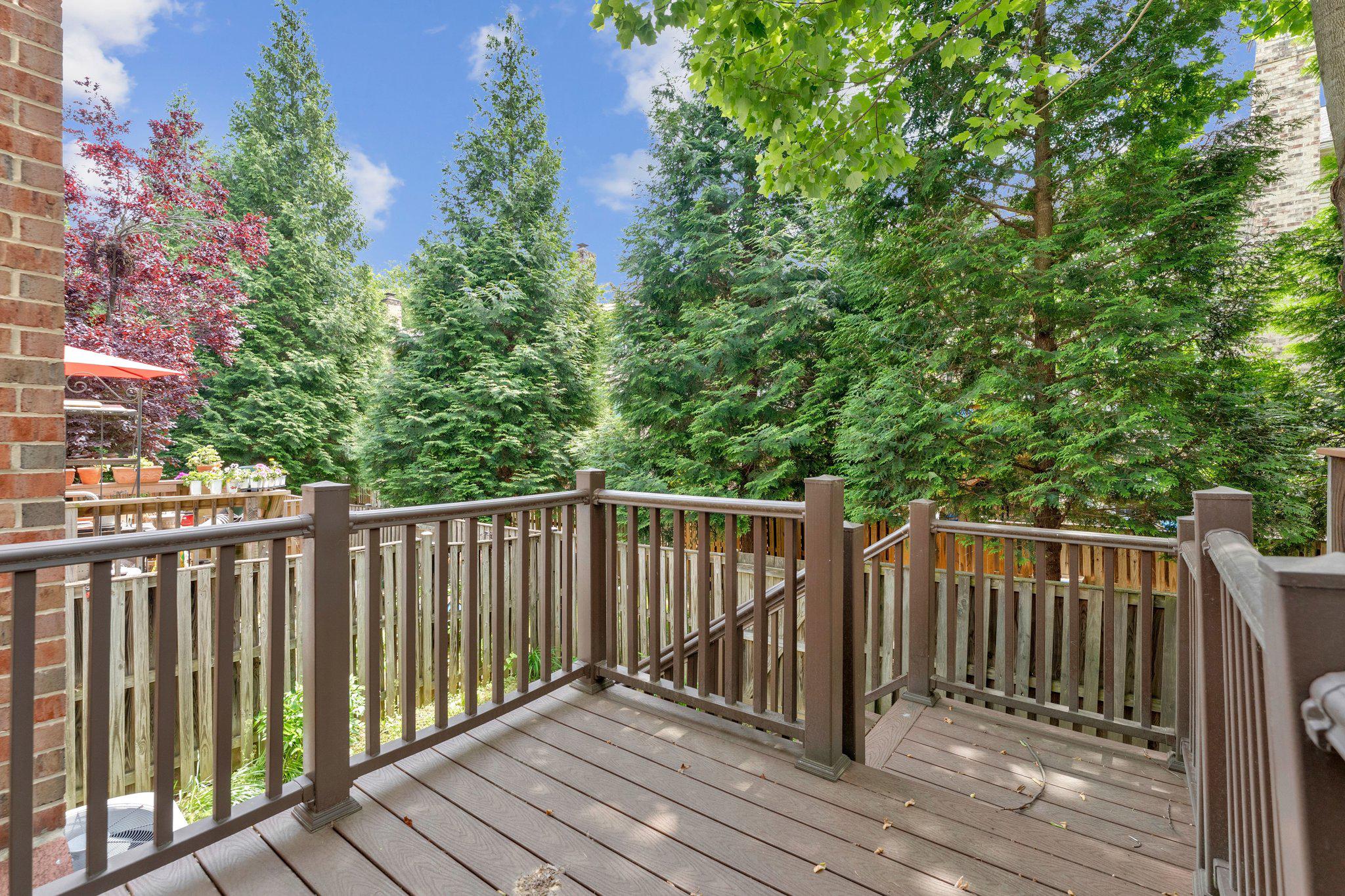 COUNTRY CREEK - Residential