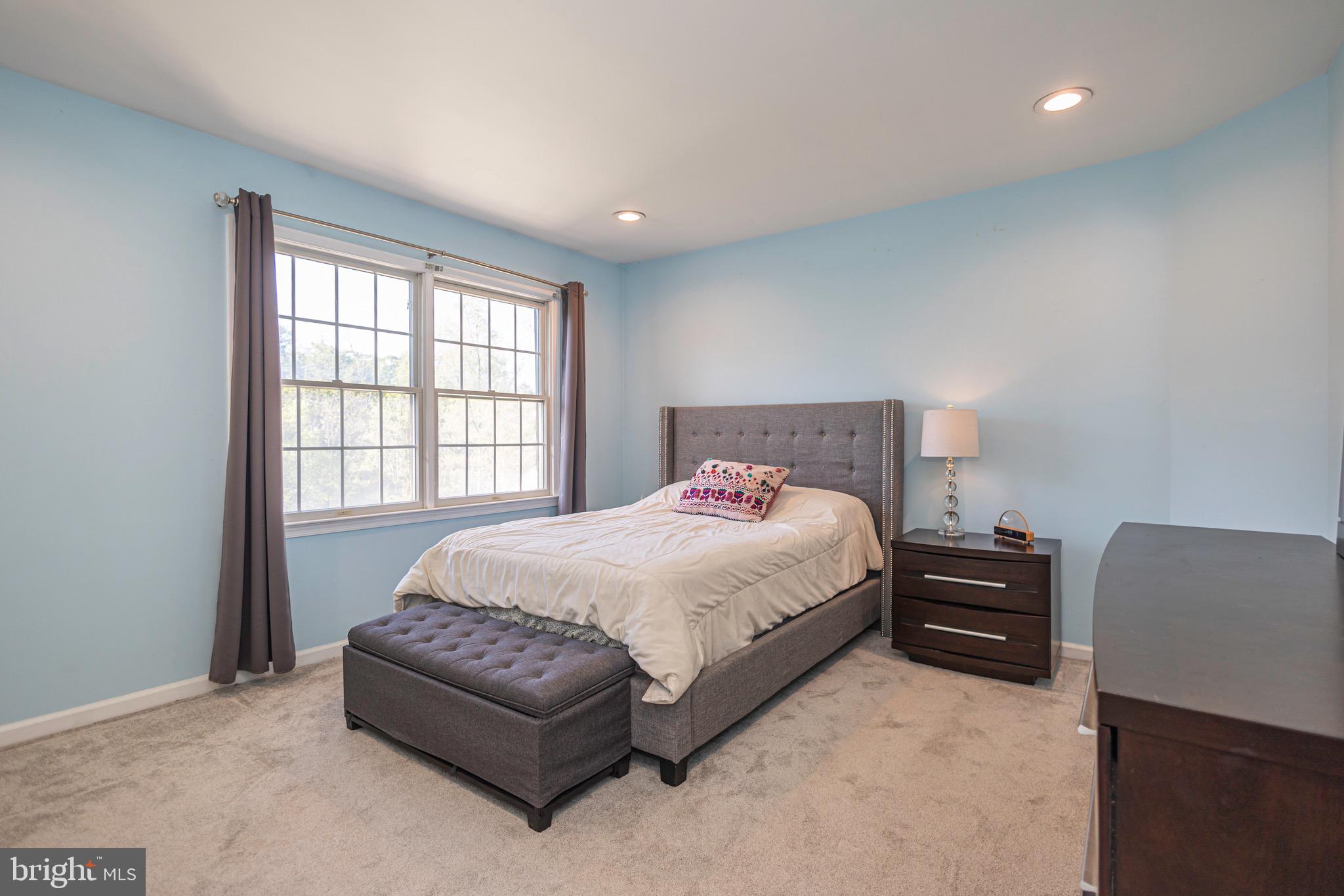NEWTOWN MEADOWS - Residential