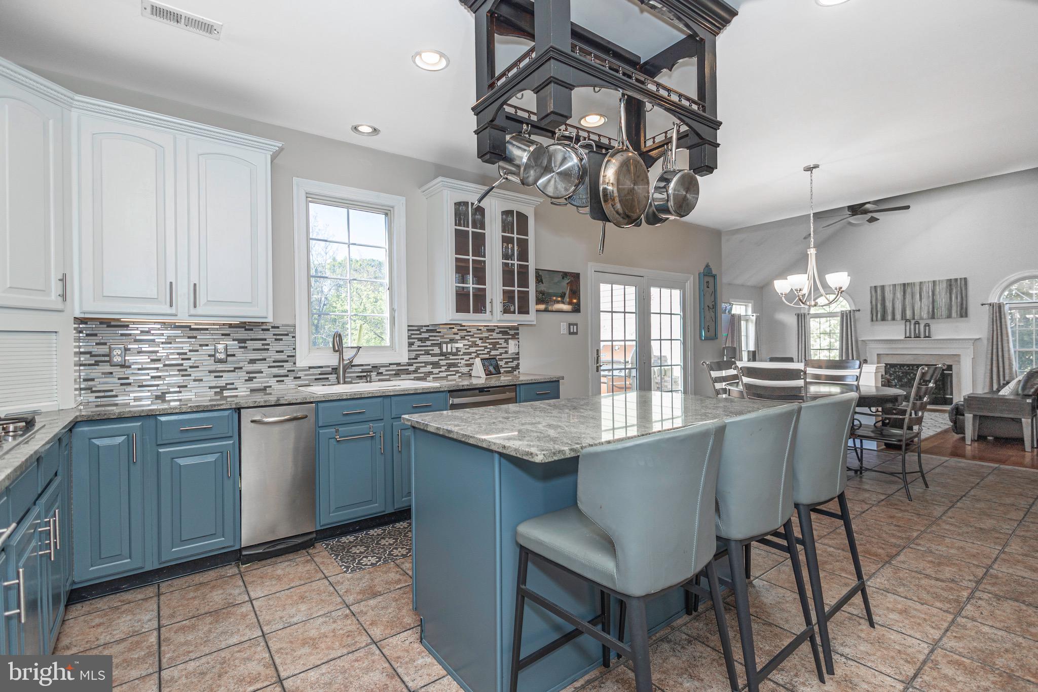 NEWTOWN MEADOWS - Residential
