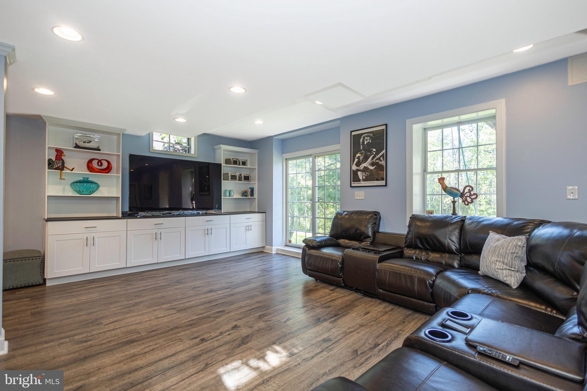NEWTOWN MEADOWS - Residential
