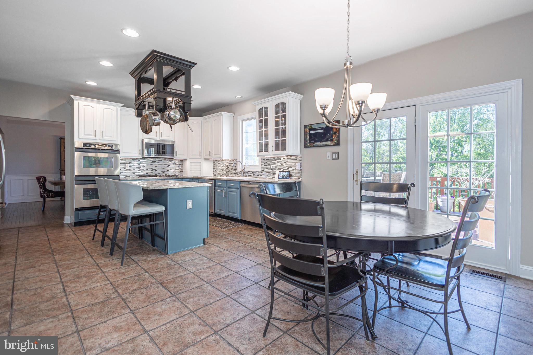 NEWTOWN MEADOWS - Residential