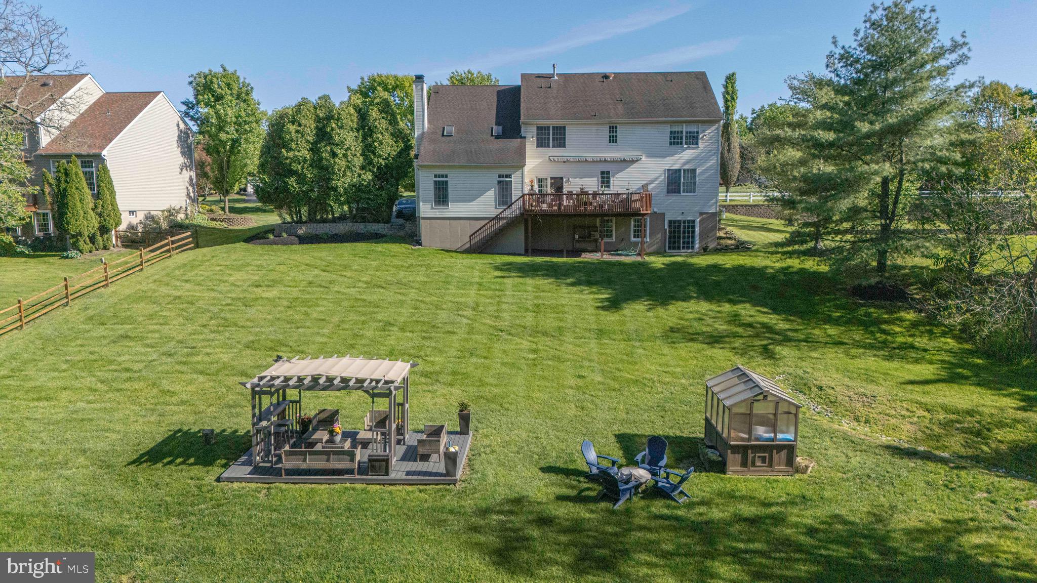 NEWTOWN MEADOWS - Residential