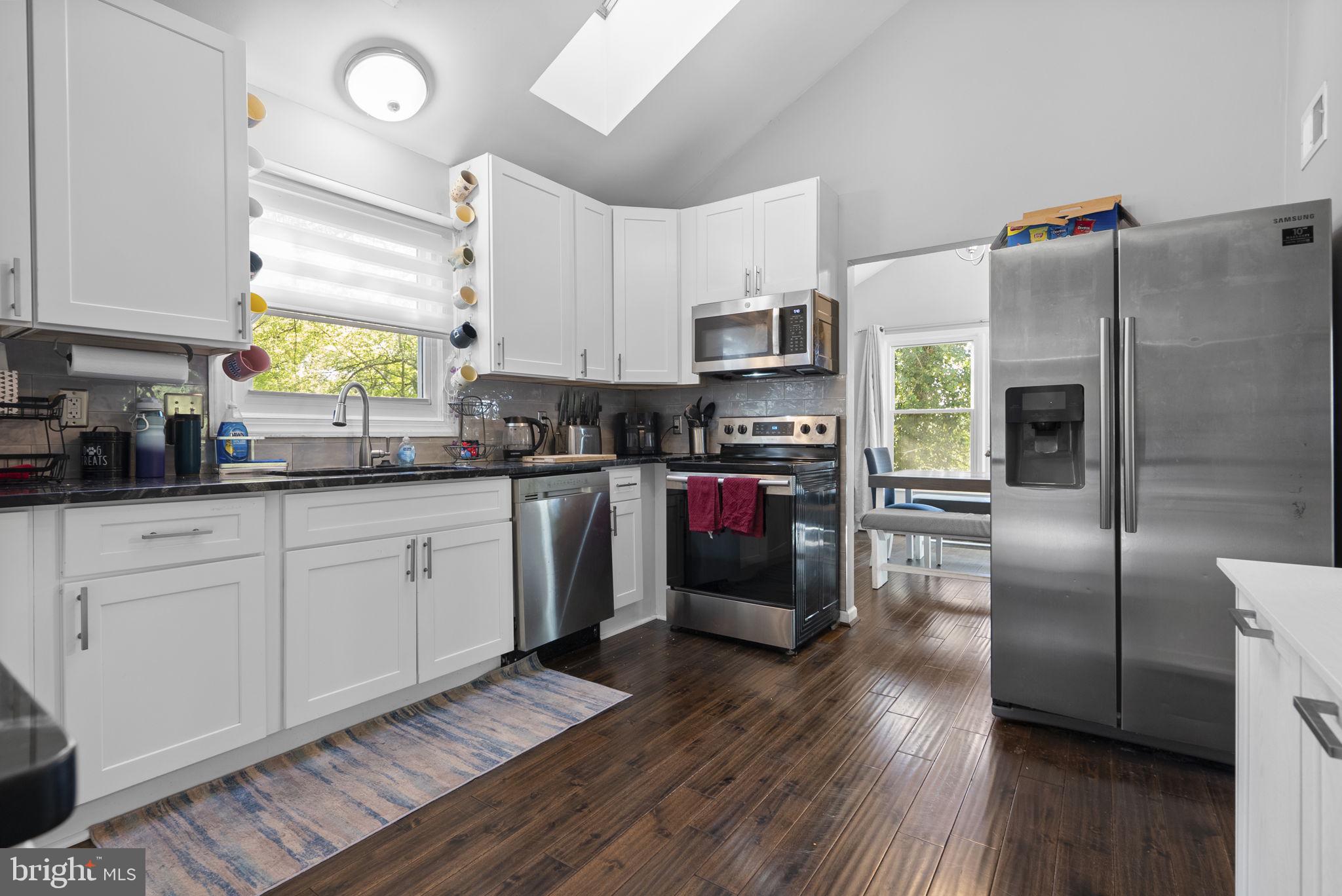 RIVER BEND - Residential