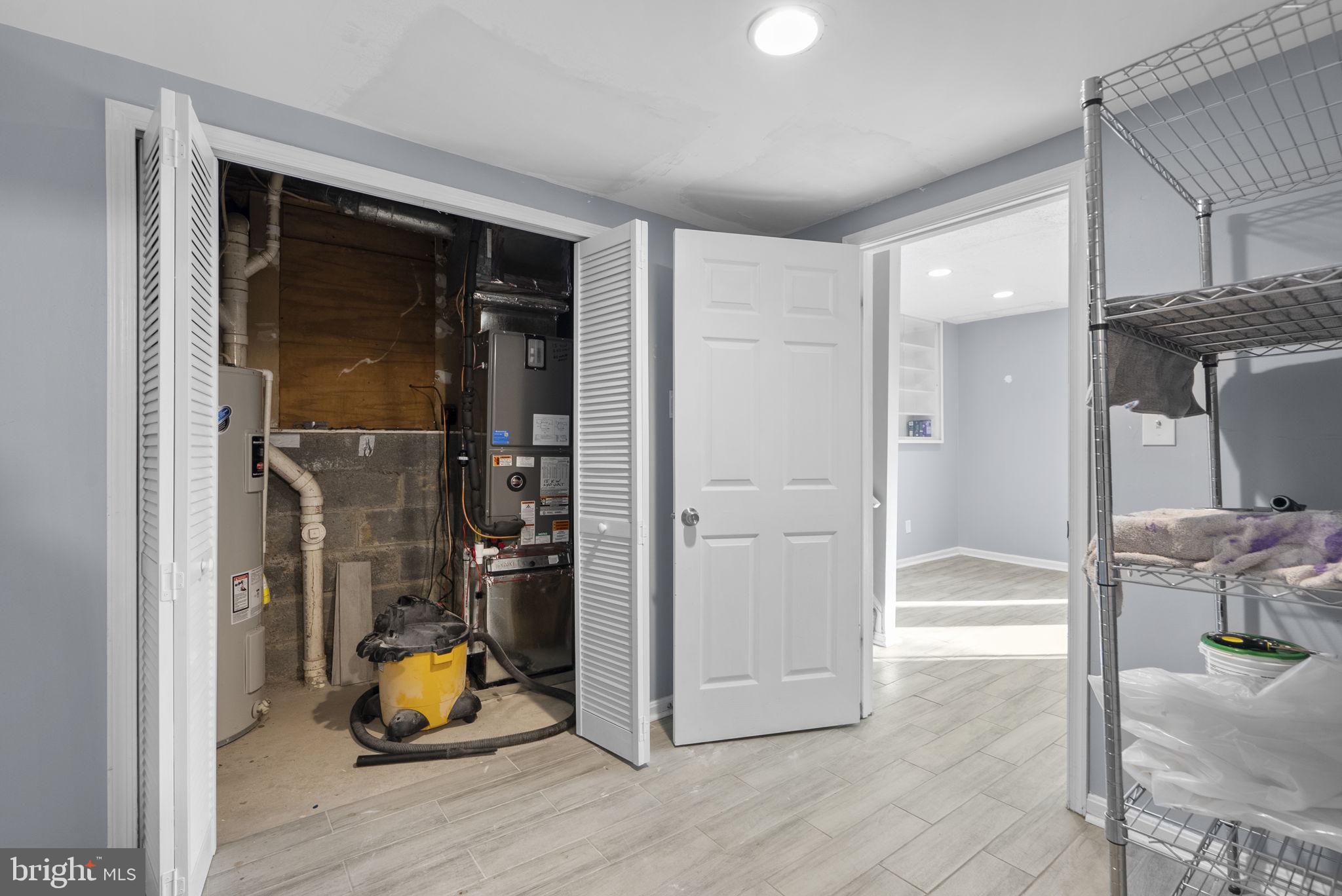 RIVER BEND - Residential