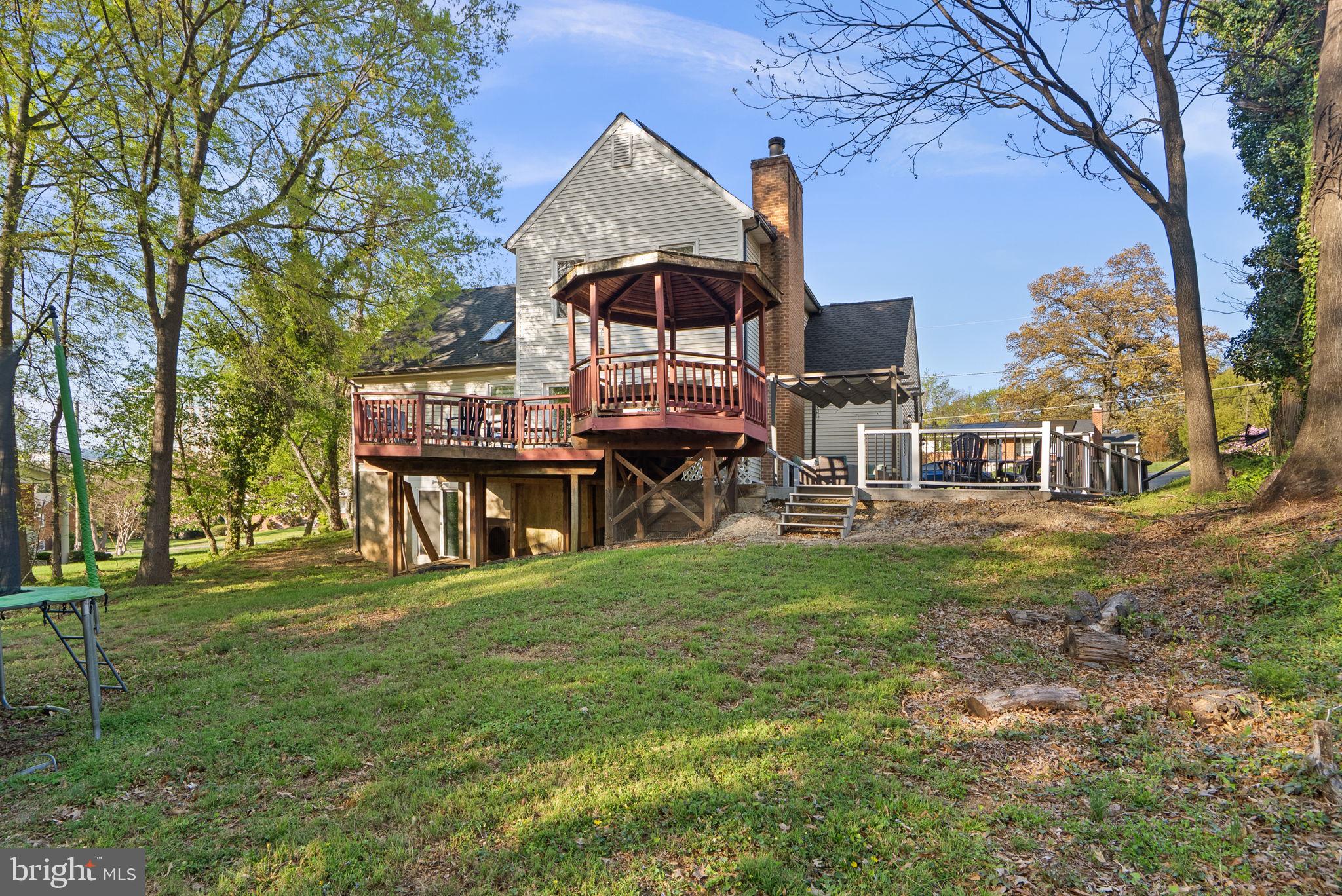 RIVER BEND - Residential