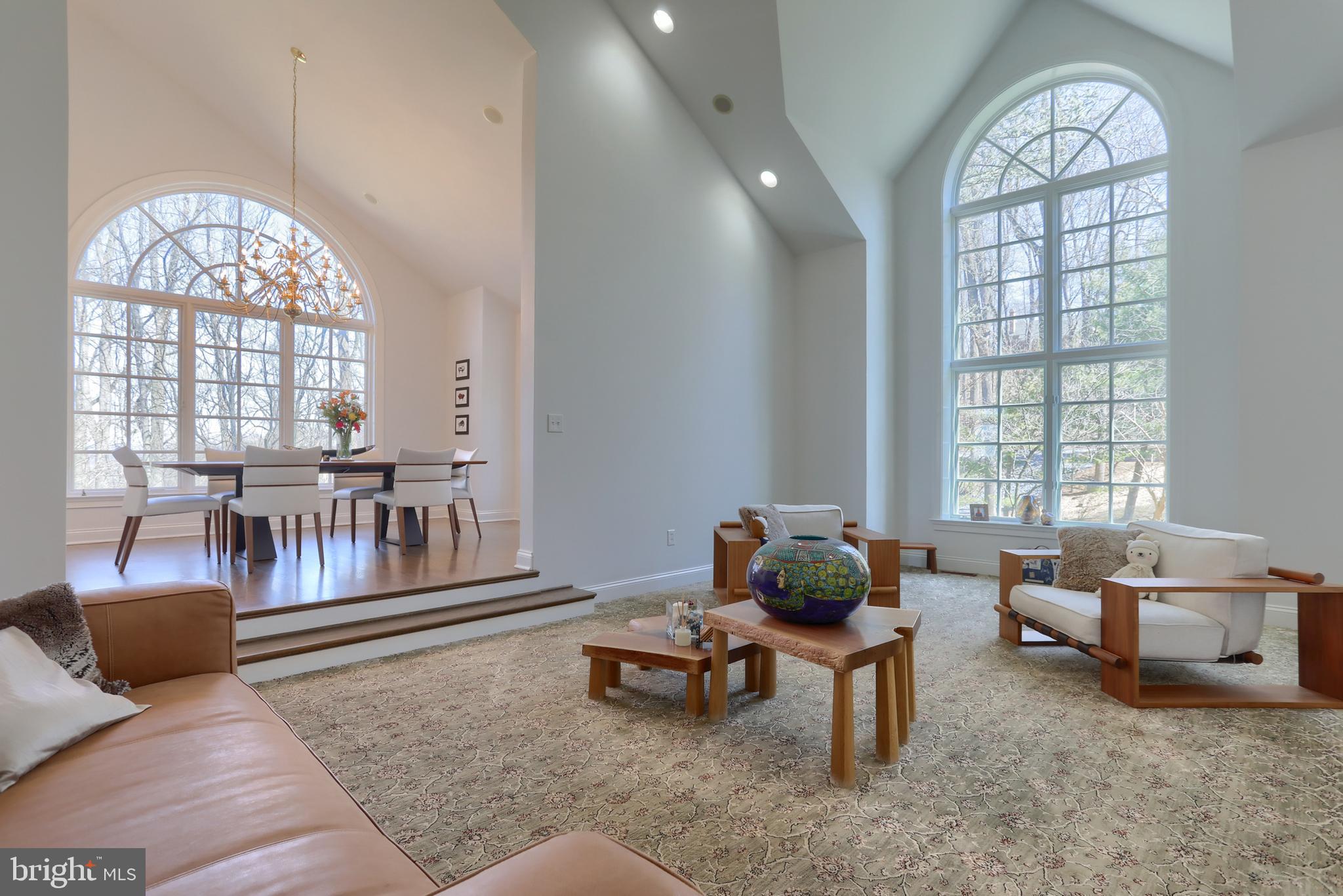 THE OAKS - Residential