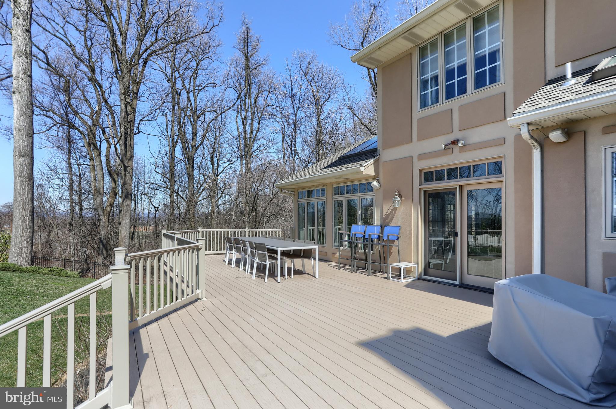 THE OAKS - Residential