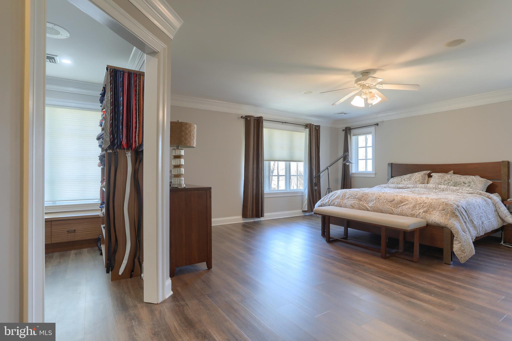 THE OAKS - Residential