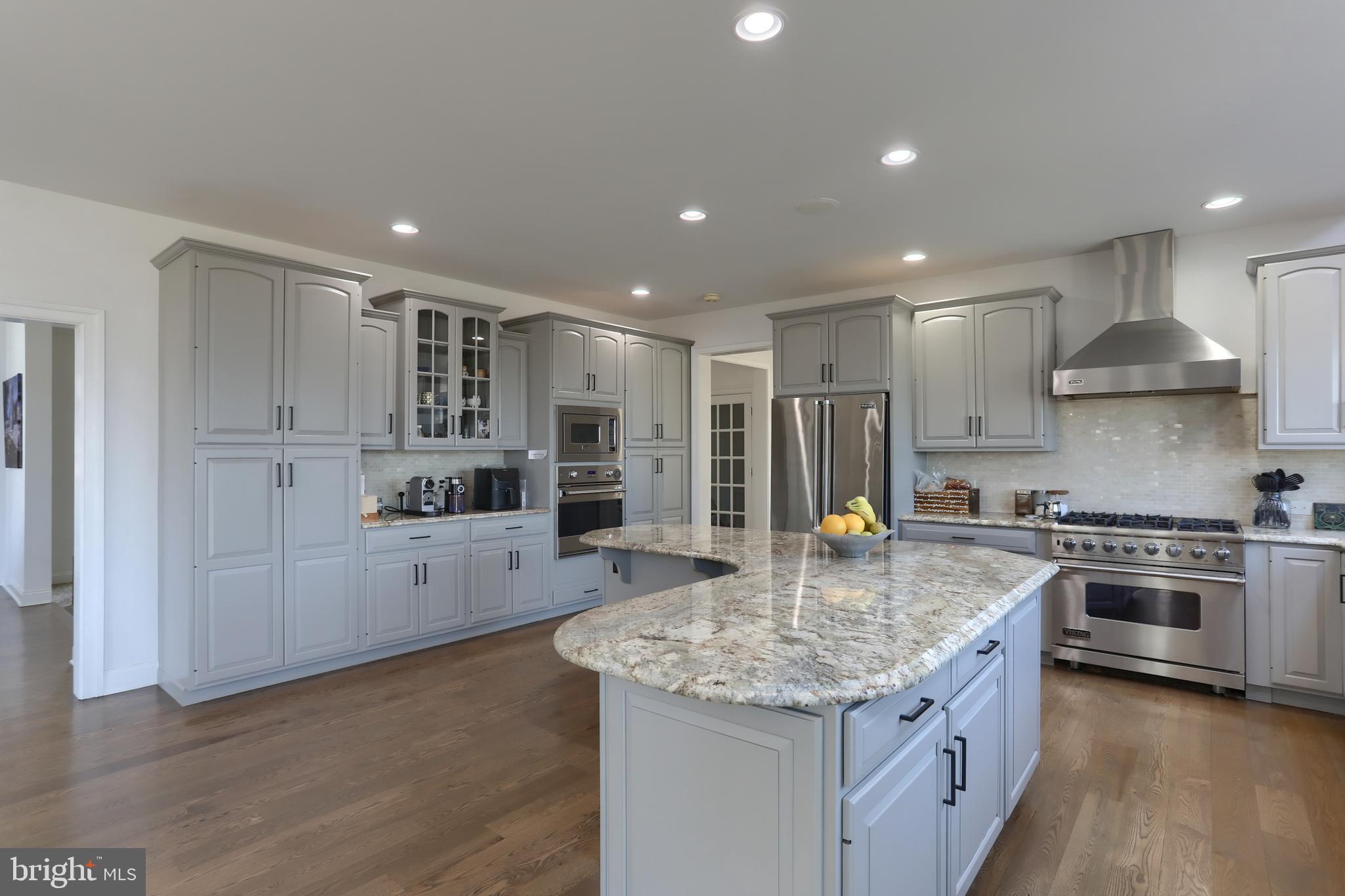 THE OAKS - Residential