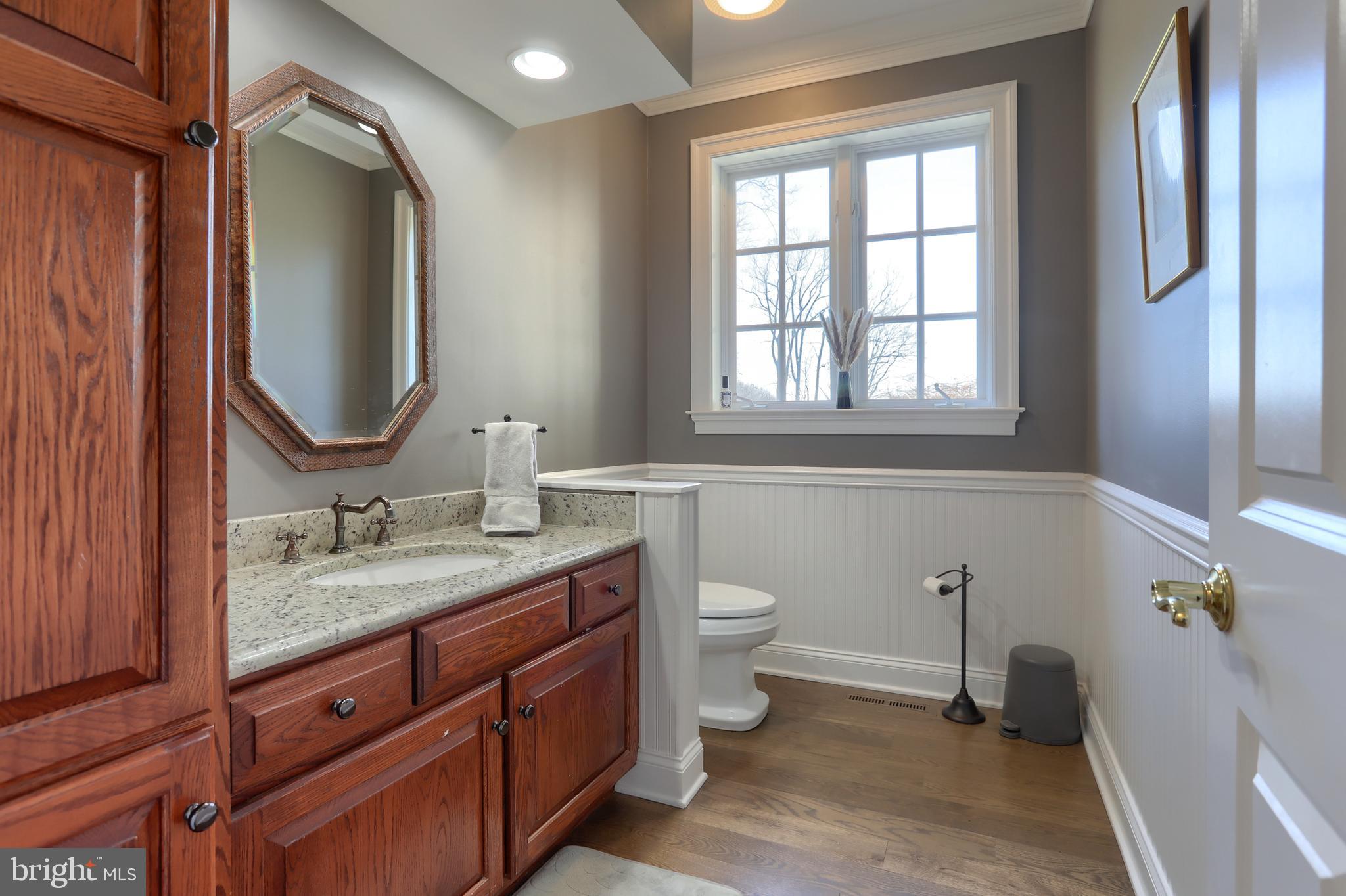 THE OAKS - Residential