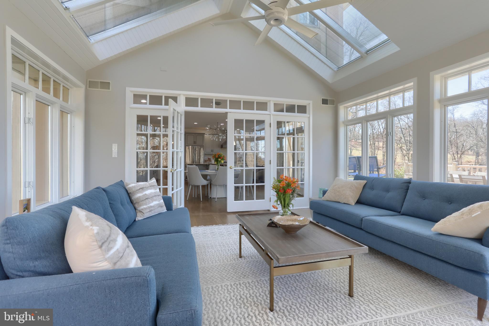 THE OAKS - Residential