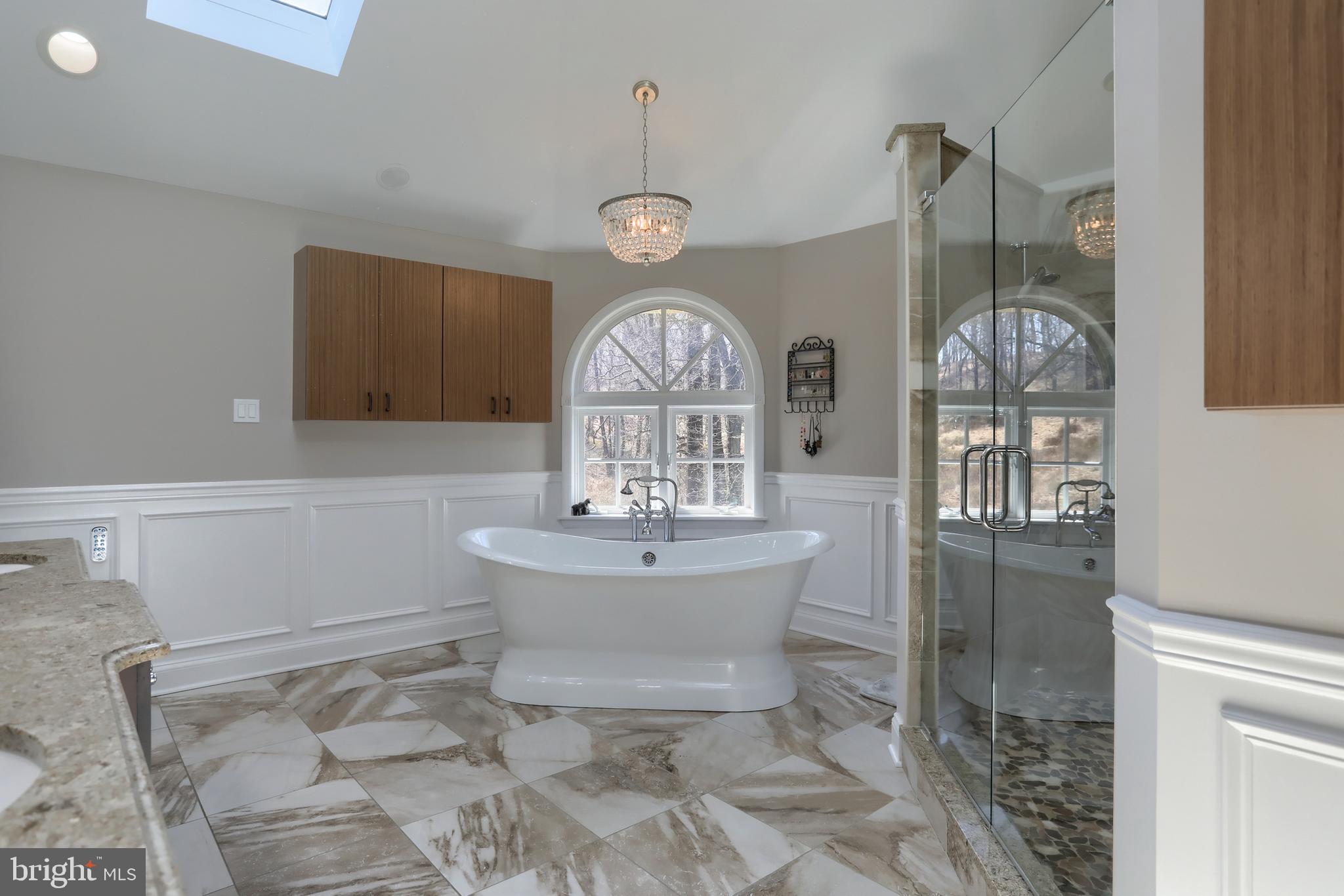 THE OAKS - Residential