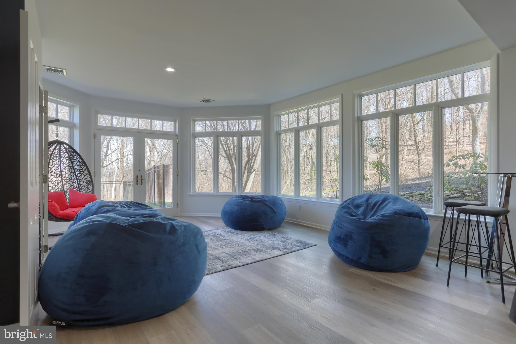 THE OAKS - Residential