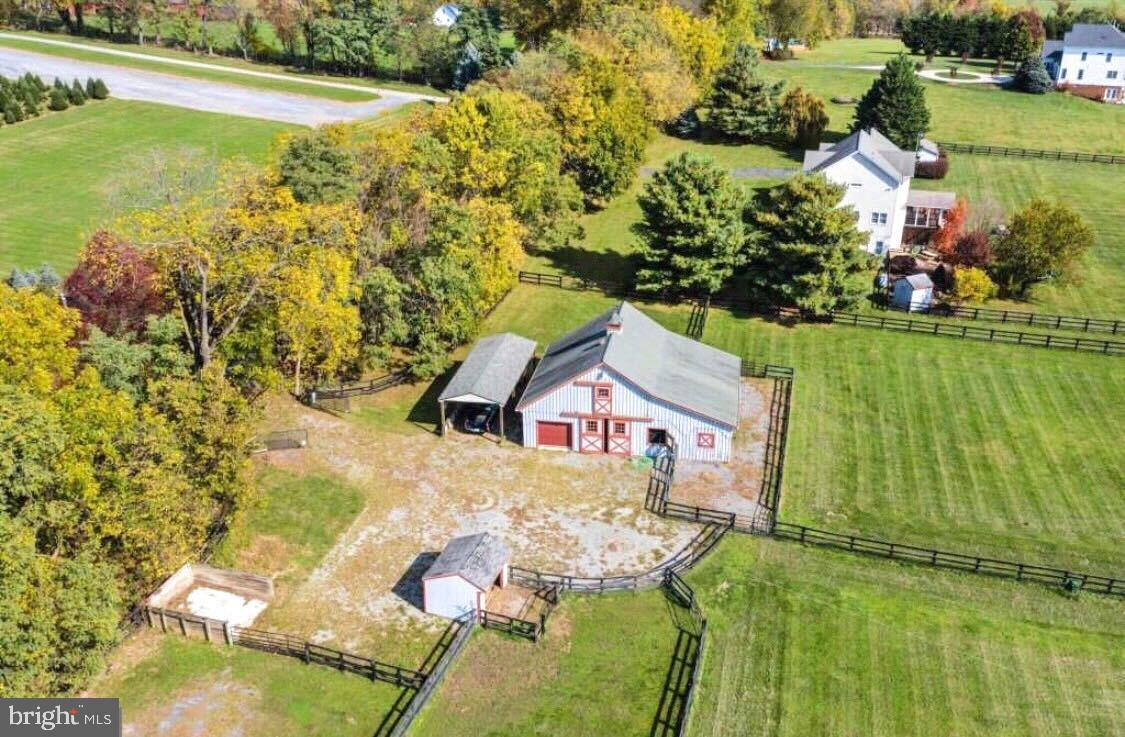 WHITEHALL FARM - Residential