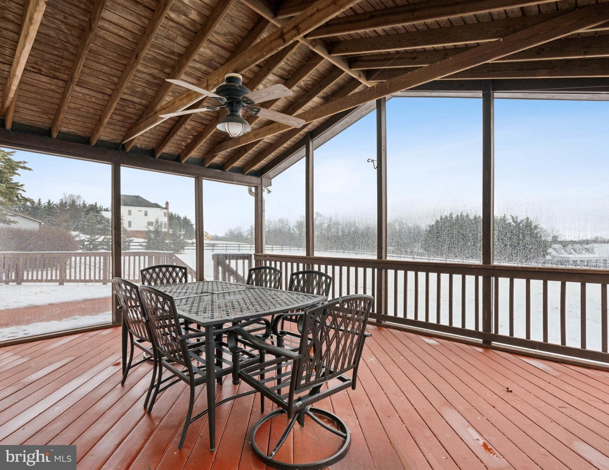 WHITEHALL FARM - Residential