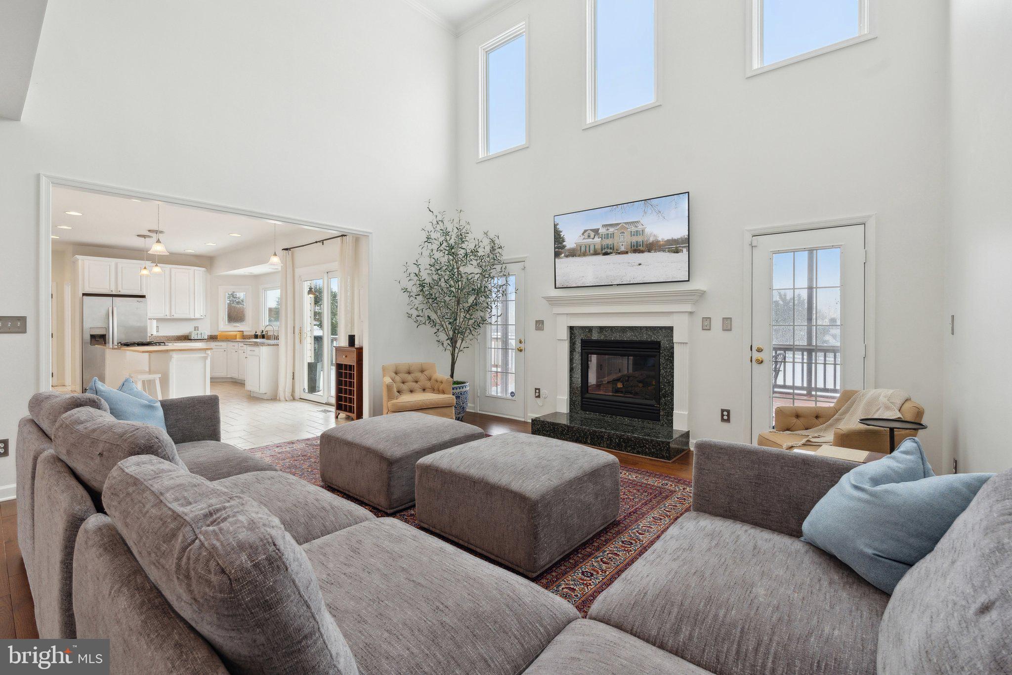 WHITEHALL FARM - Residential