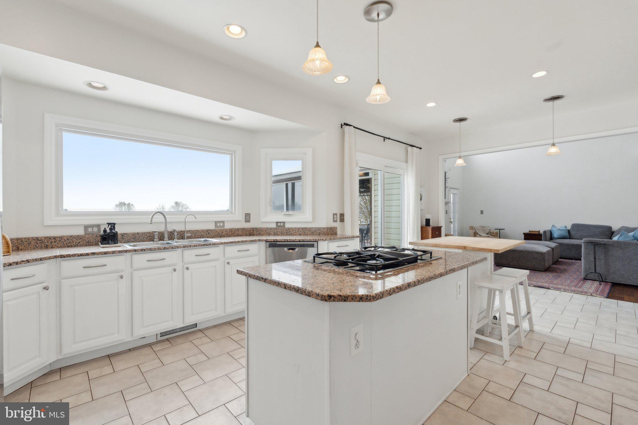 WHITEHALL FARM - Residential