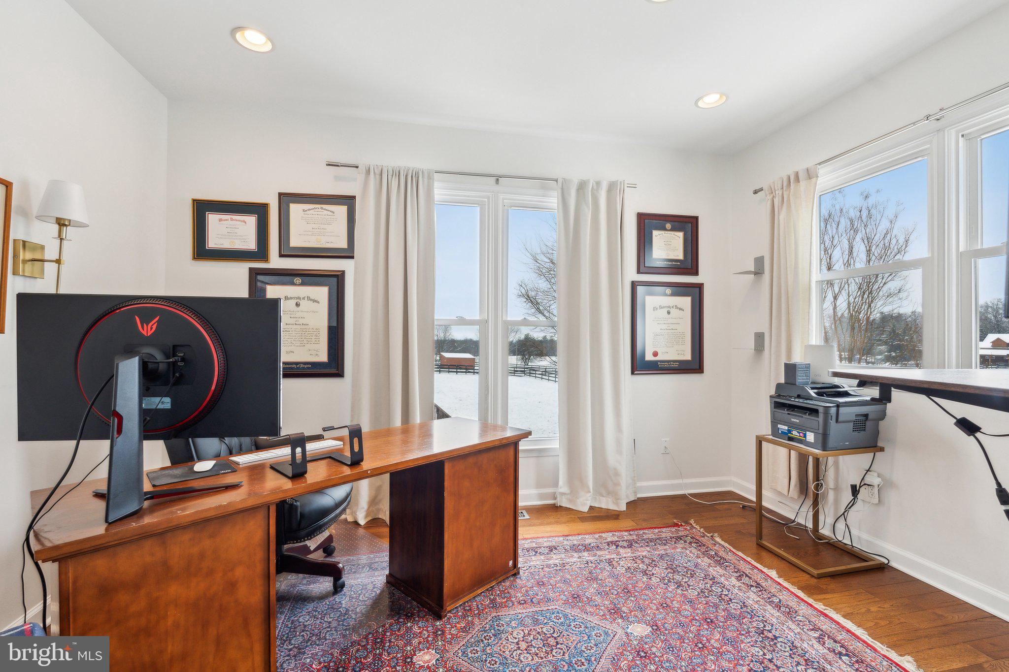 WHITEHALL FARM - Residential