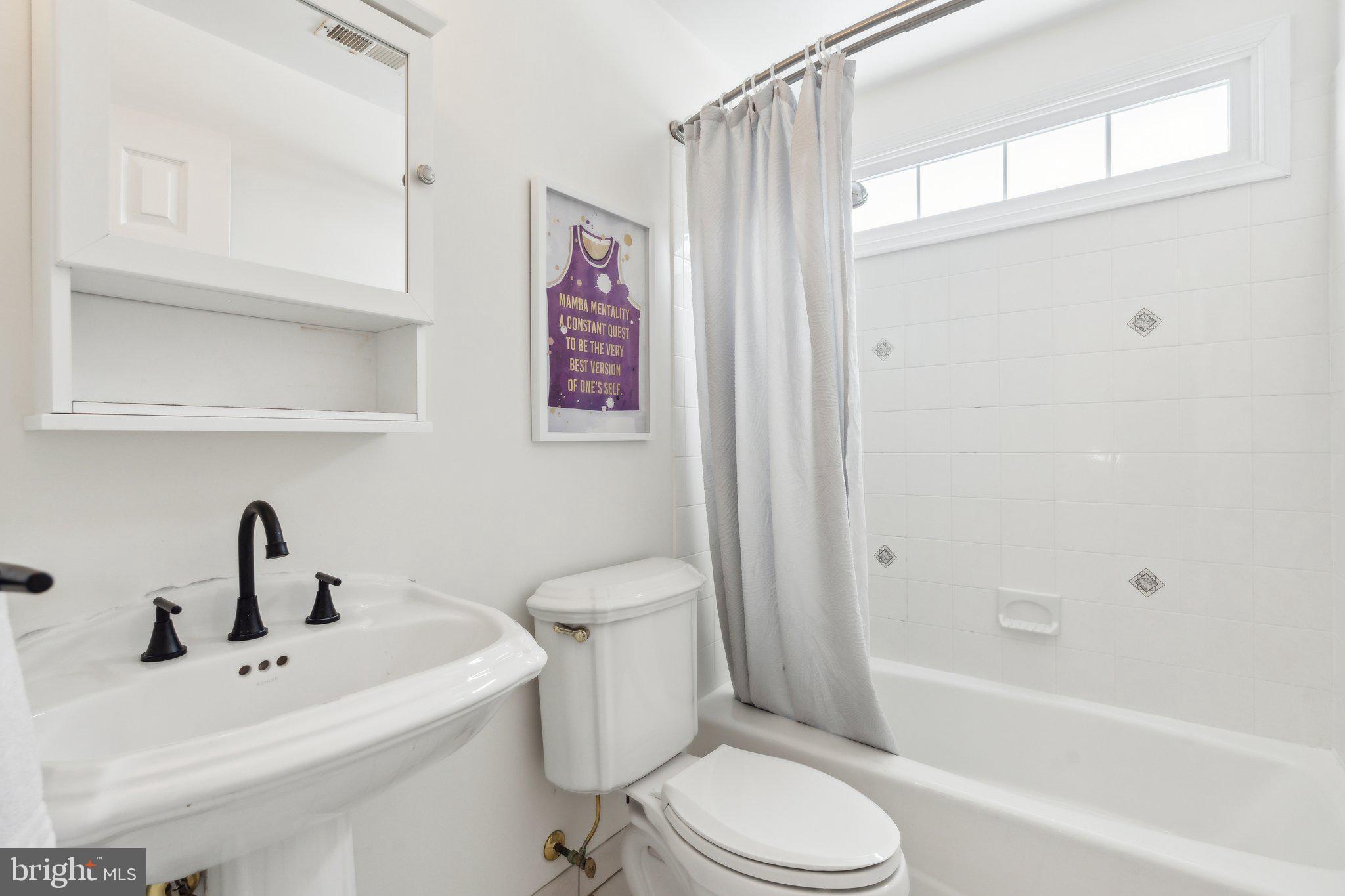 WHITEHALL FARM - Residential