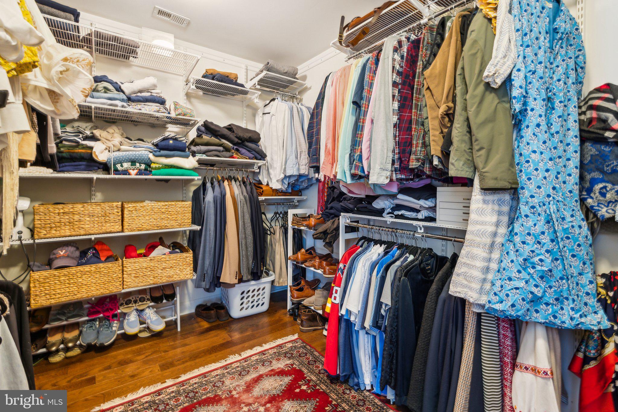 WHITEHALL FARM - Residential