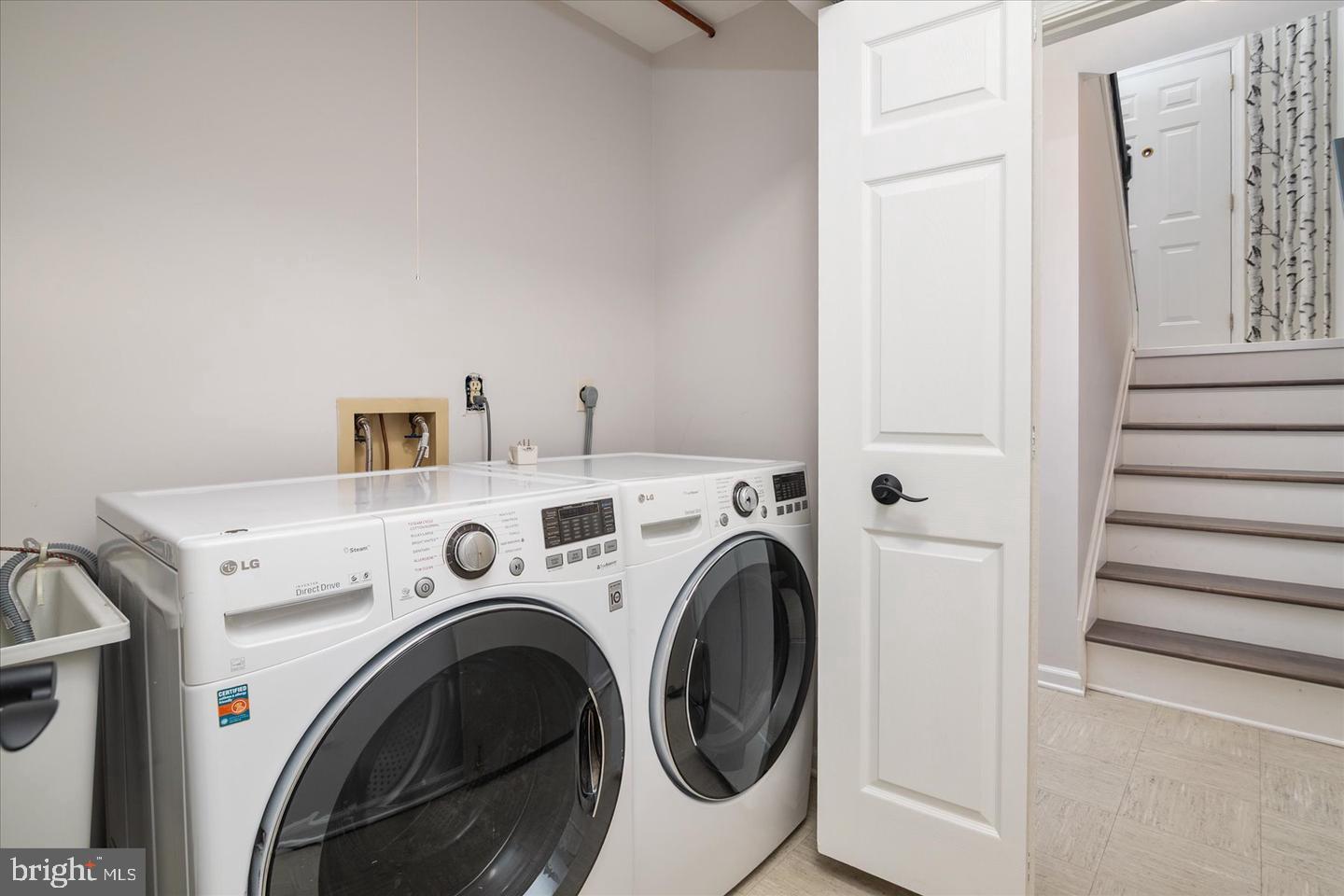 PINEY ORCHARD - Residential Lease