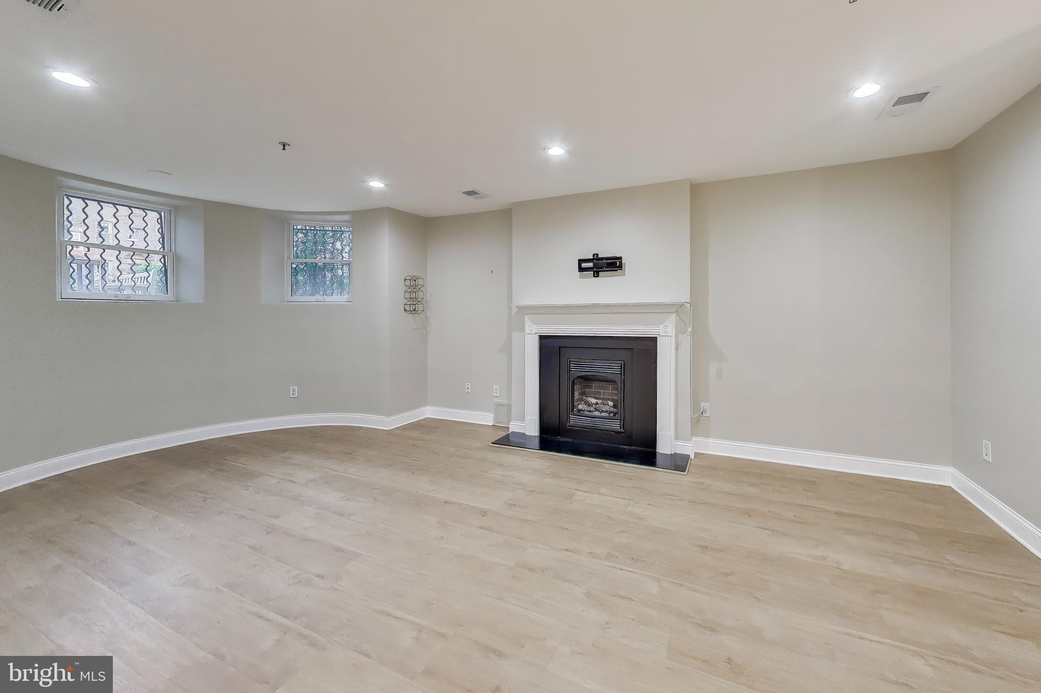 1306 RHODE ISLAND AVENUE NW 1